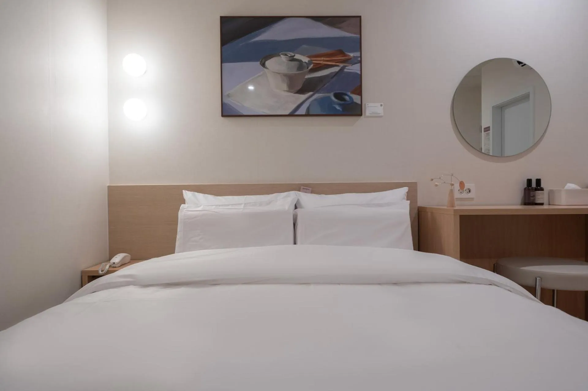 Photo of the whole room, Bed in Aank Hotel Ilsan