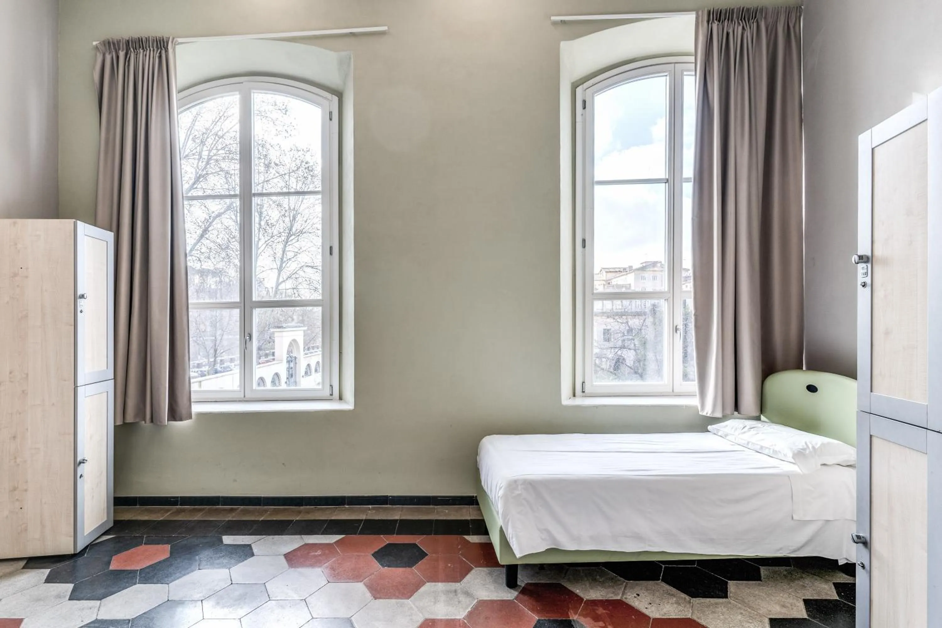 Photo of the whole room, Bed in Borgo Ripa Urban Travel