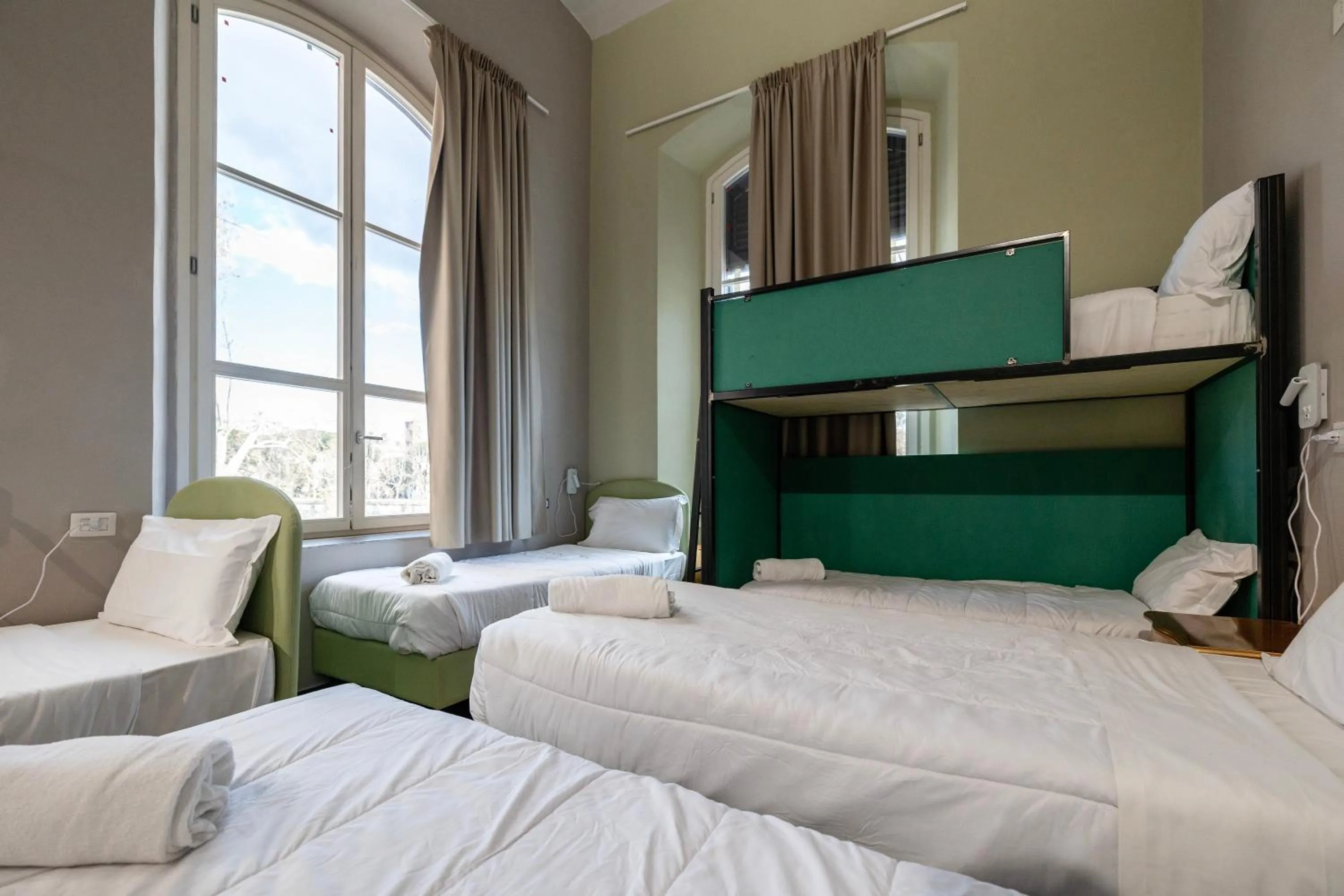 Photo of the whole room, Bed in Borgo Ripa Urban Travel