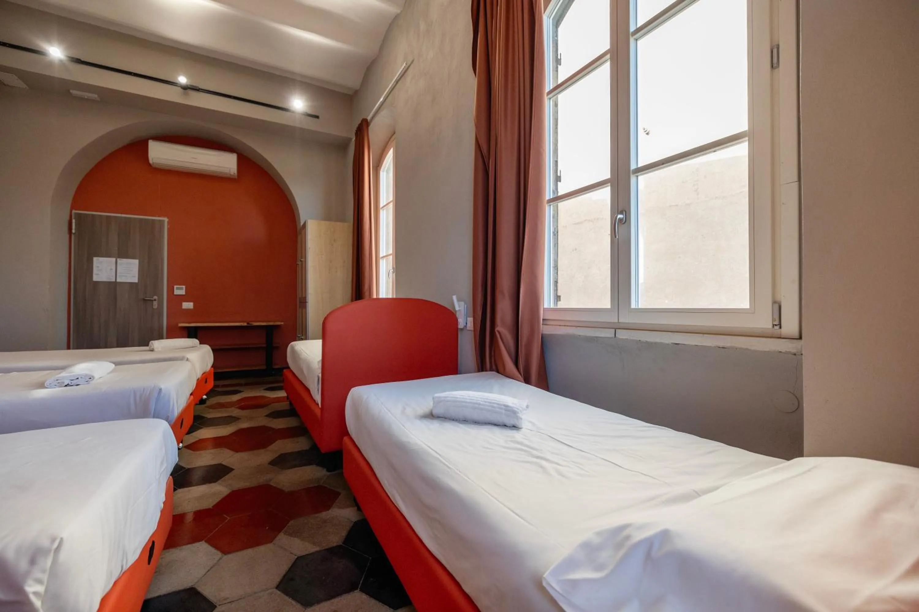 Bed in Borgo Ripa Urban Travel