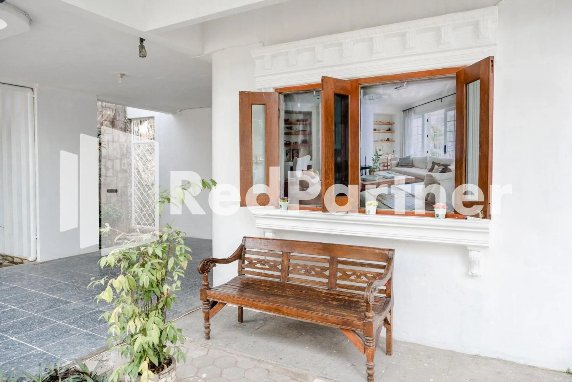 Property building in Mango House Semarang RedPartner