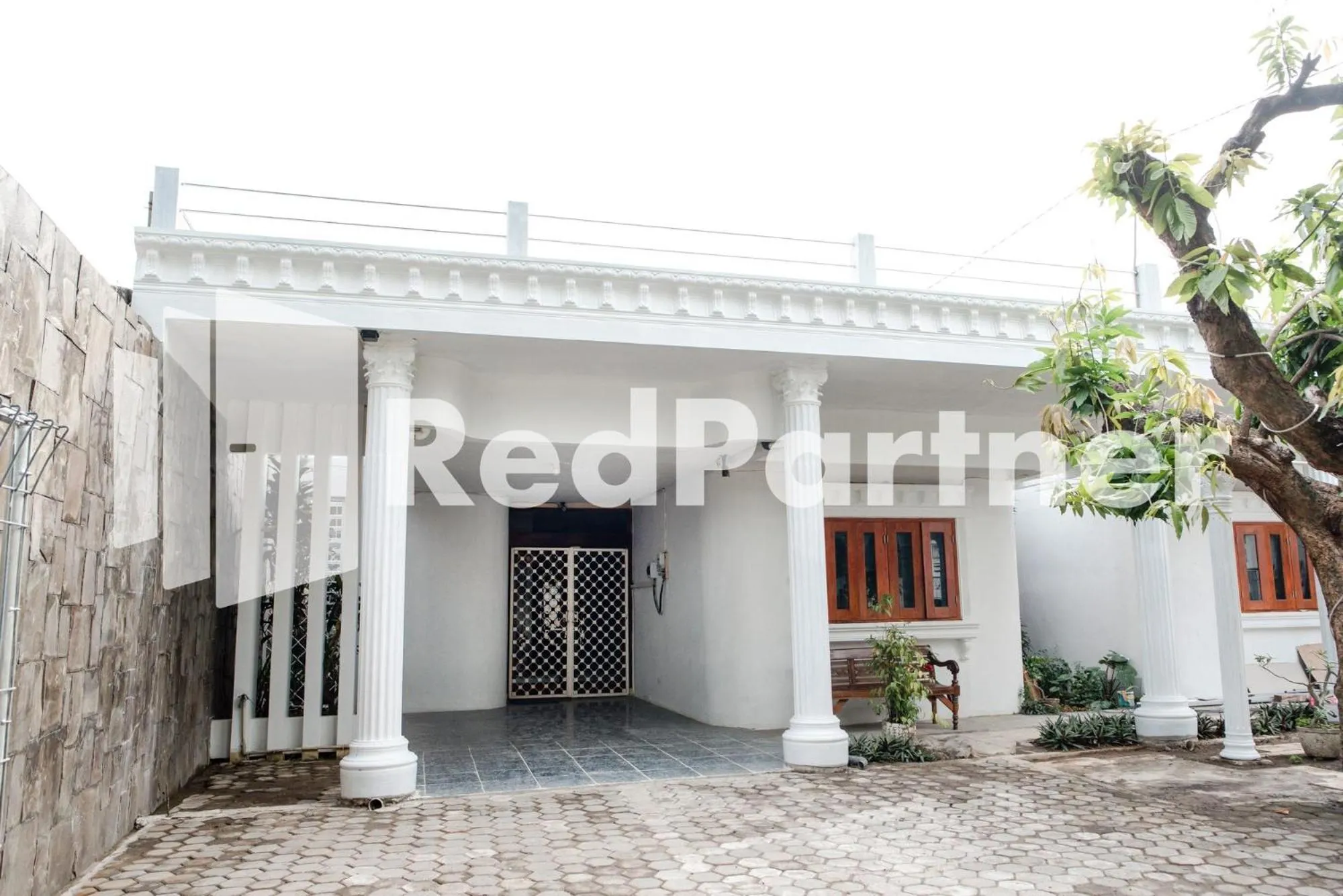 Property building in Mango House Semarang RedPartner