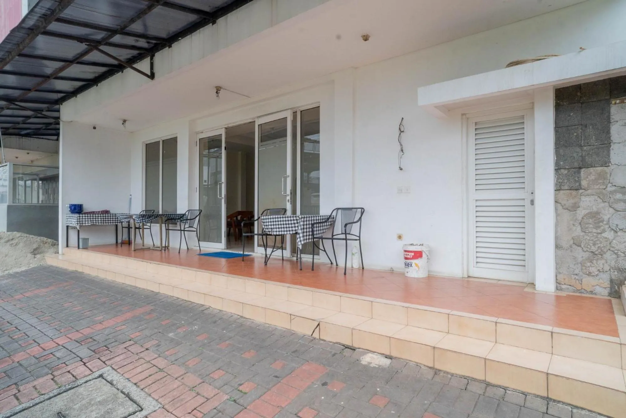 Balcony/Terrace in Mroom Residence near UMN Gading Serpong RedPartner