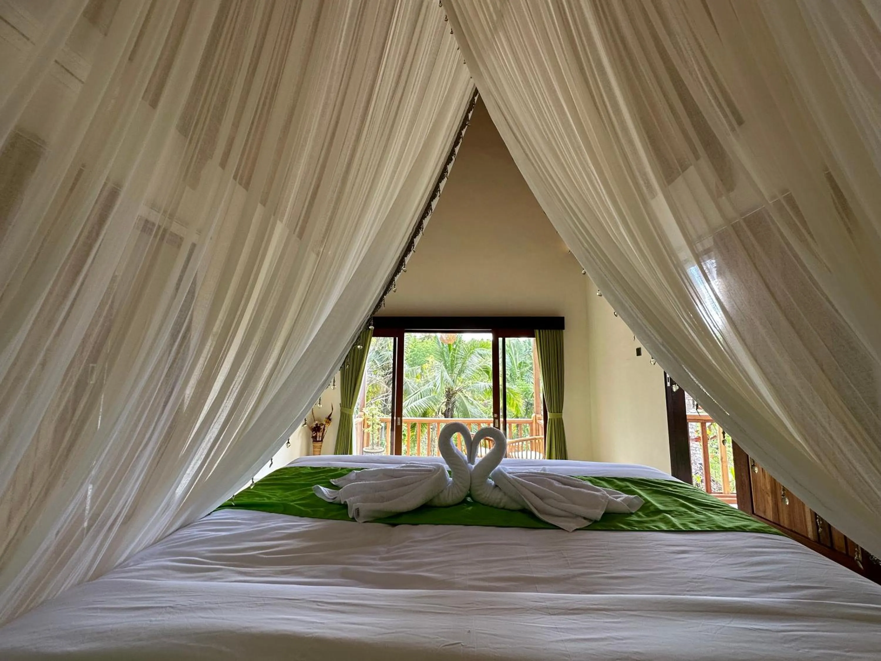 Bed in Green Coco Suite