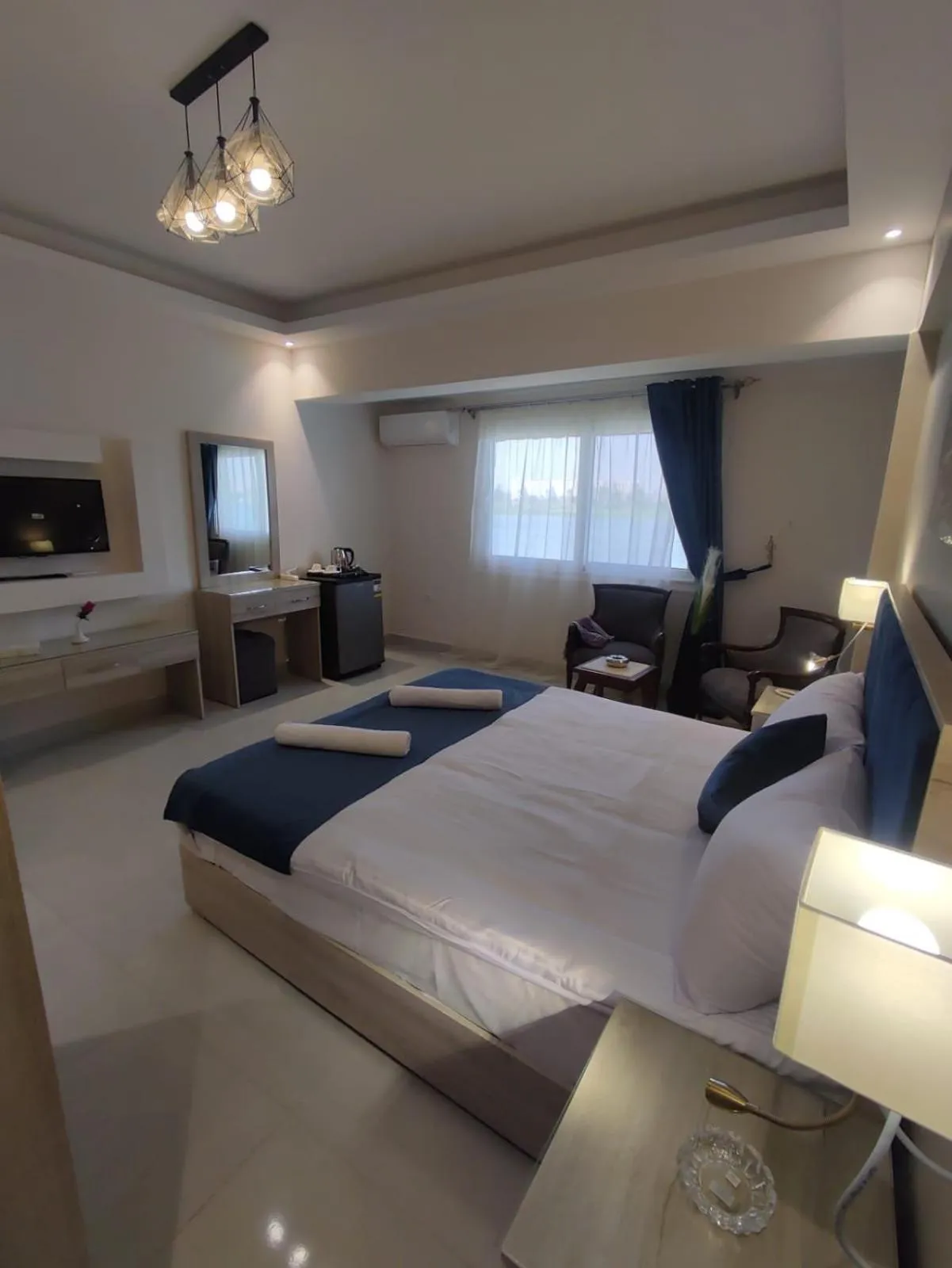 Bed in Jewel Plaza Hotel