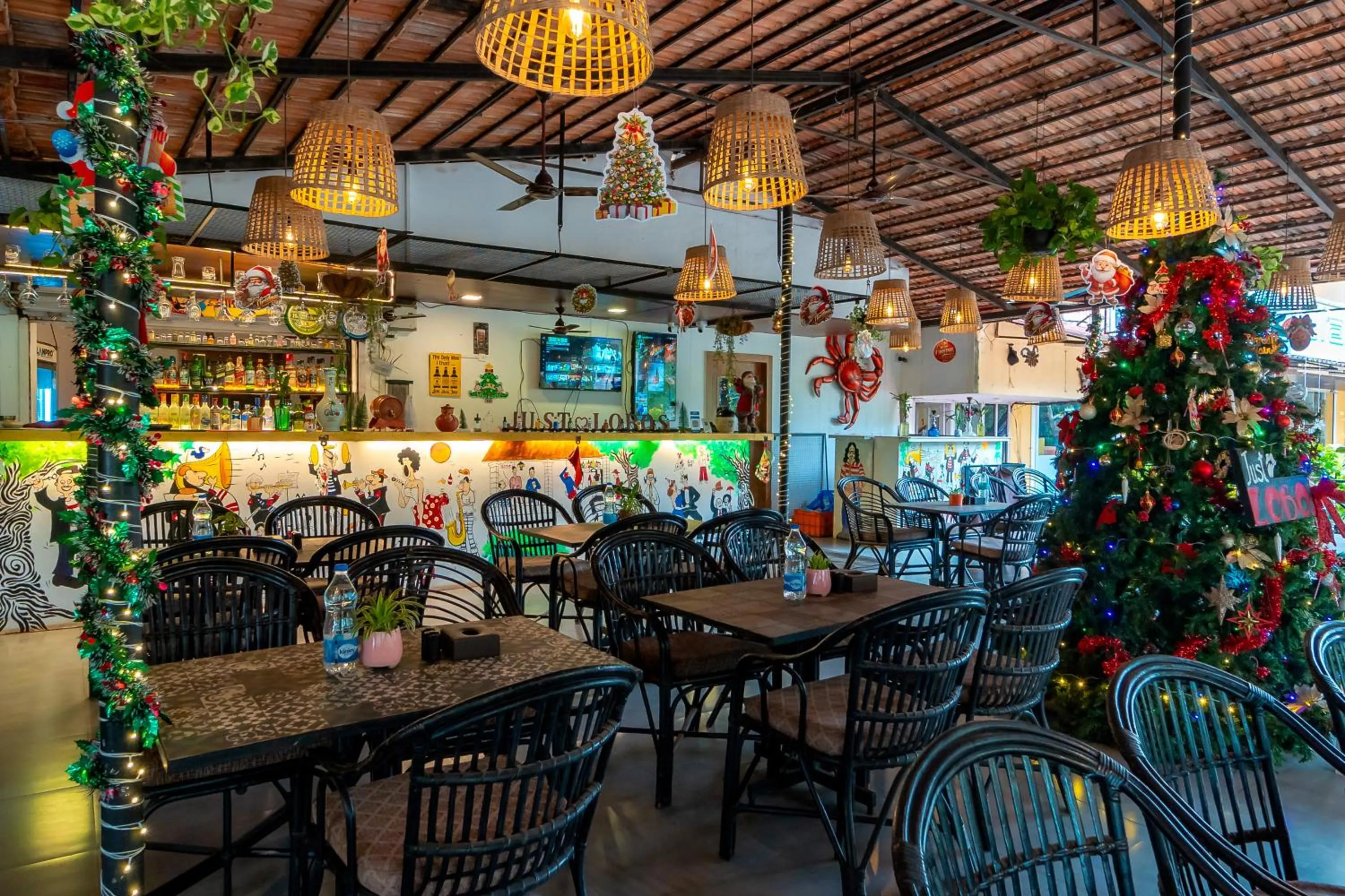 Restaurant/places to eat in Itsy Hotels De Classio