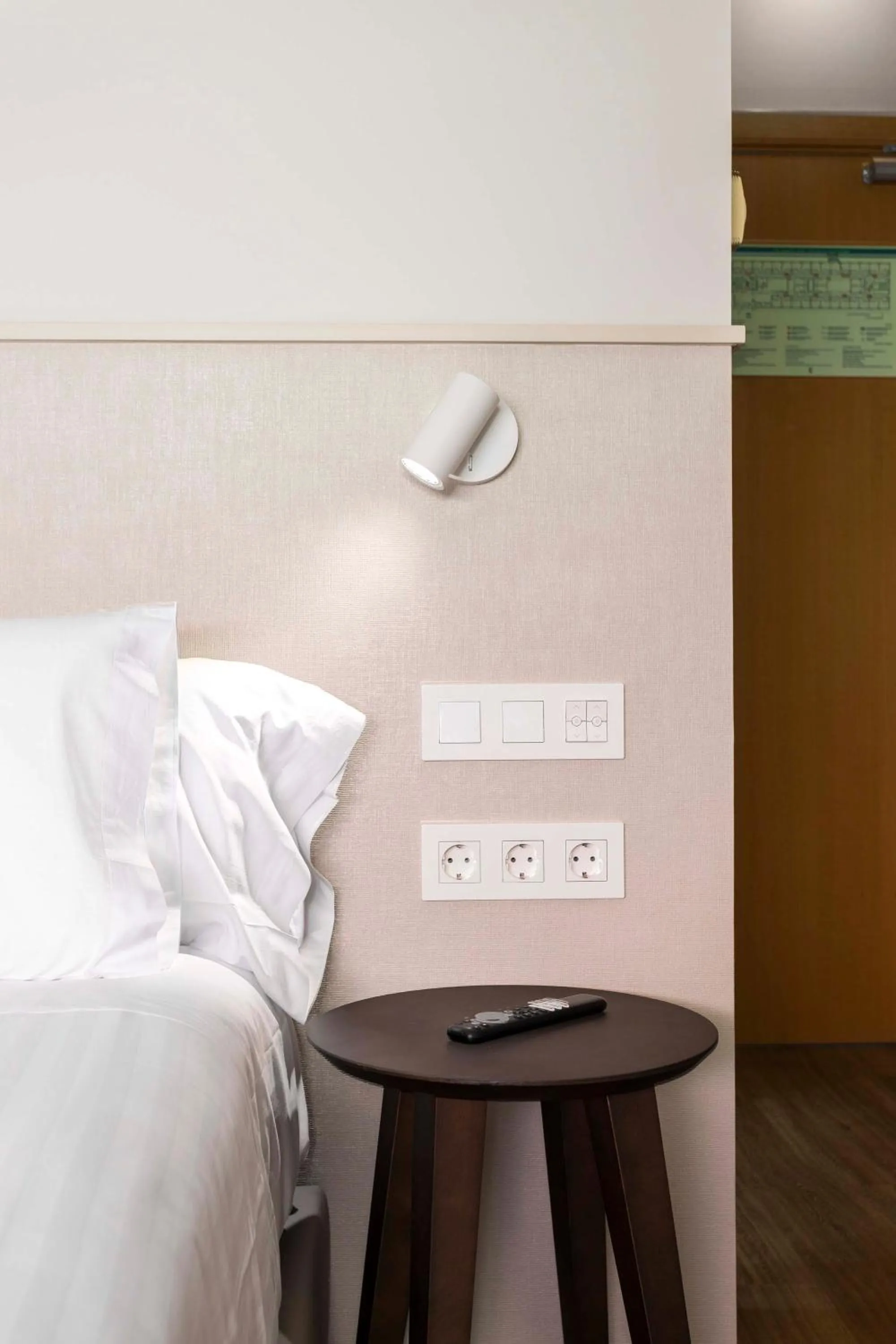 Bedroom, Bed in Hotel Terrassa Confort