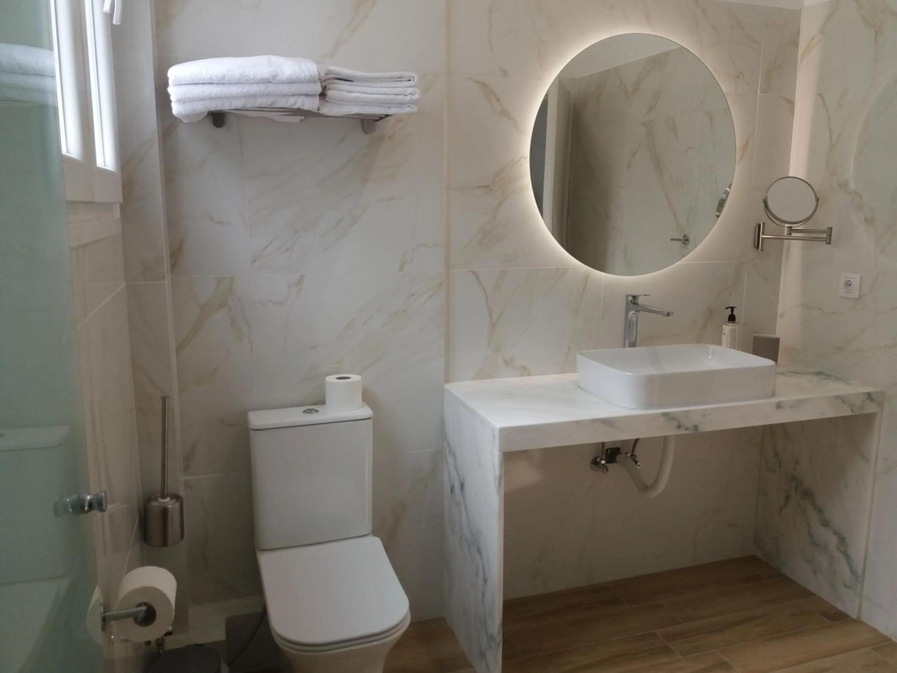 Toilet in Stavento Hotel & Resort, new experience