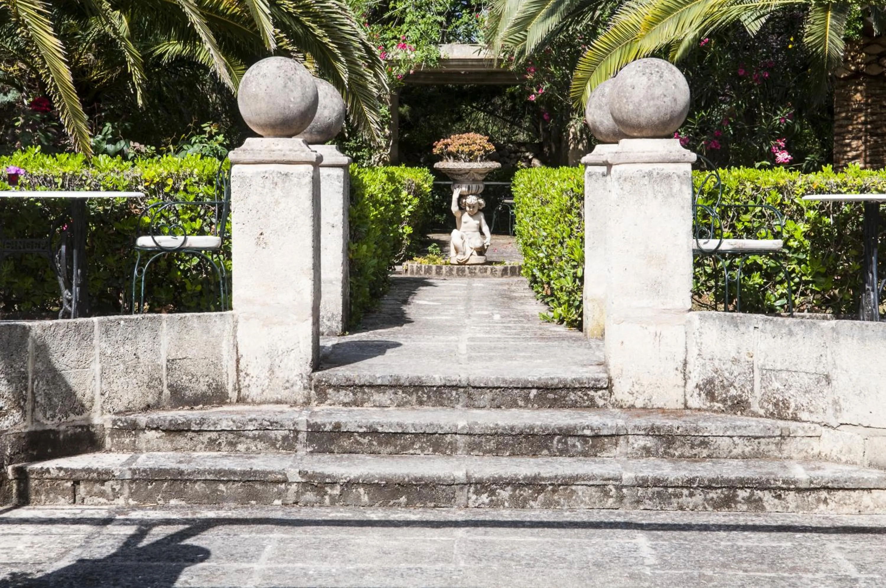 Garden in Hotel Rural Biniarroca - Adults Only