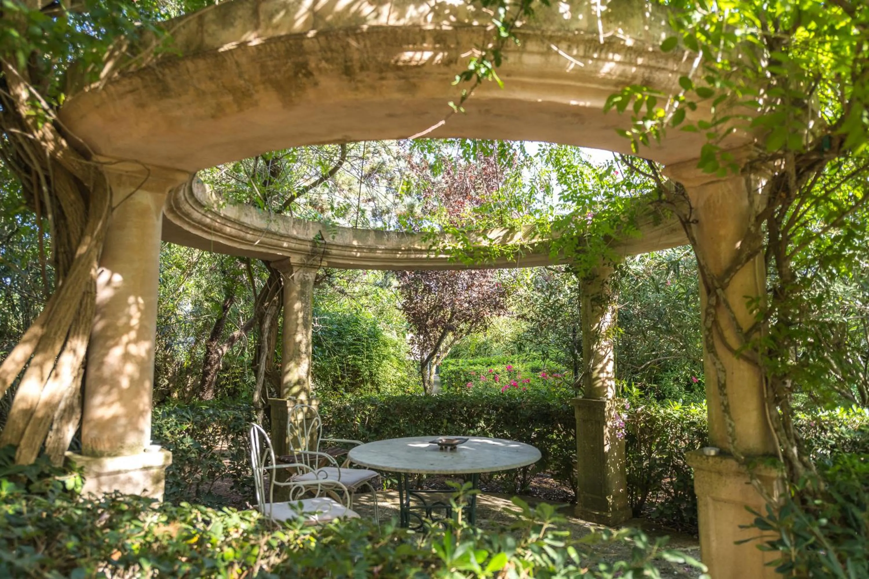 Garden in Hotel Rural Biniarroca - Adults Only