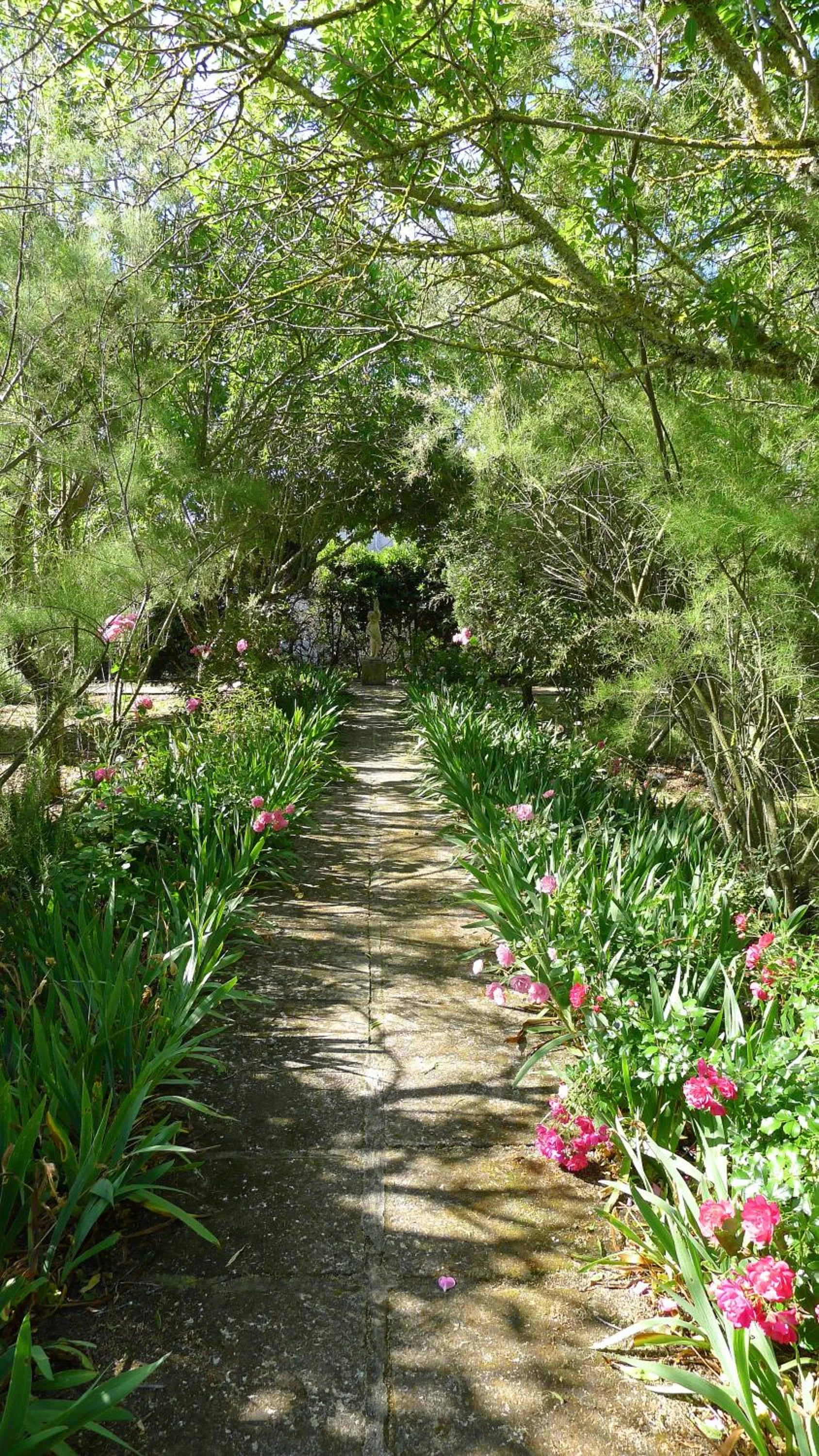 Garden in Hotel Rural Biniarroca - Adults Only