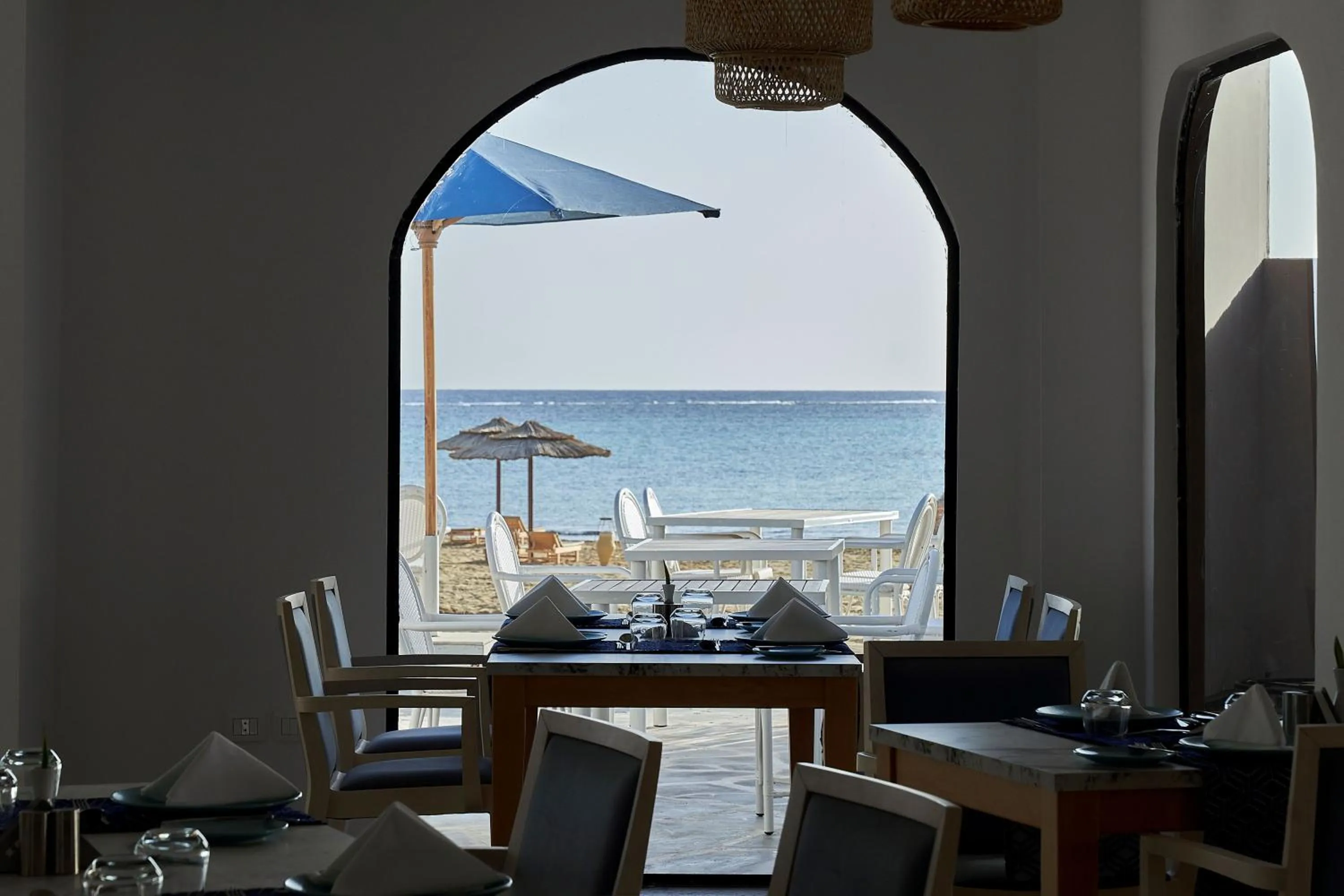 Restaurant/places to eat in True Beach Resort