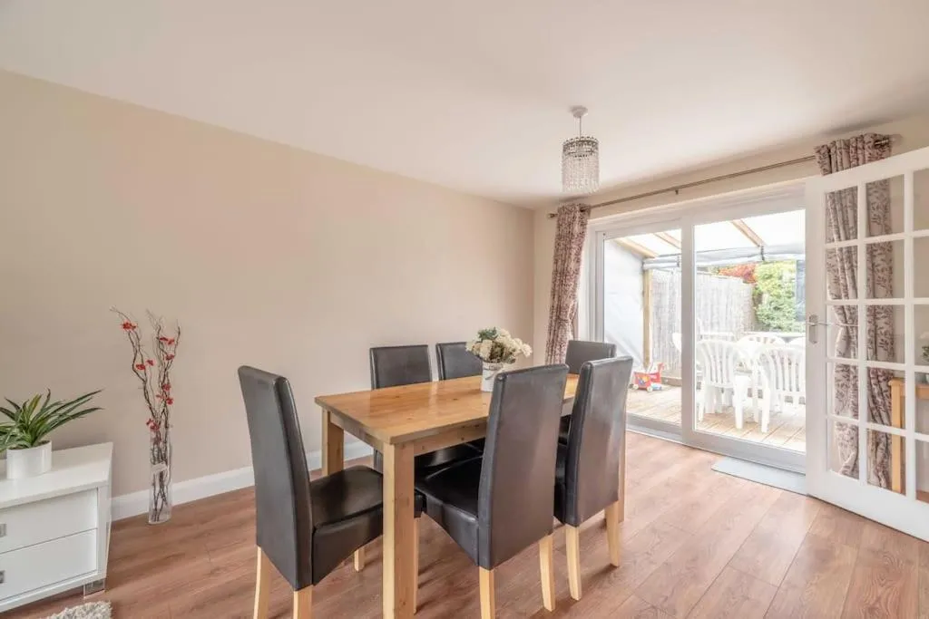 3-Bed Family Home with Parking & Large Garden