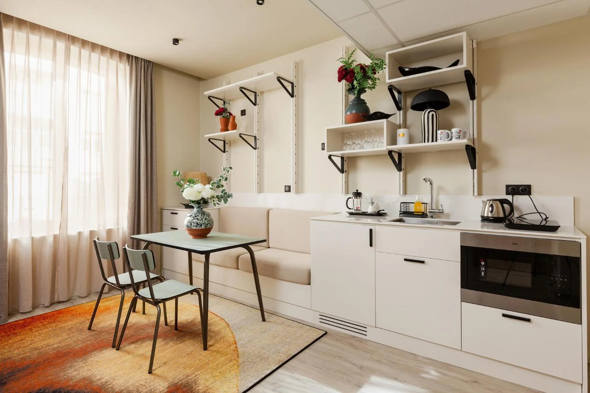 Kitchen or kitchenette in Gogaille - Gambetta - accès autonome