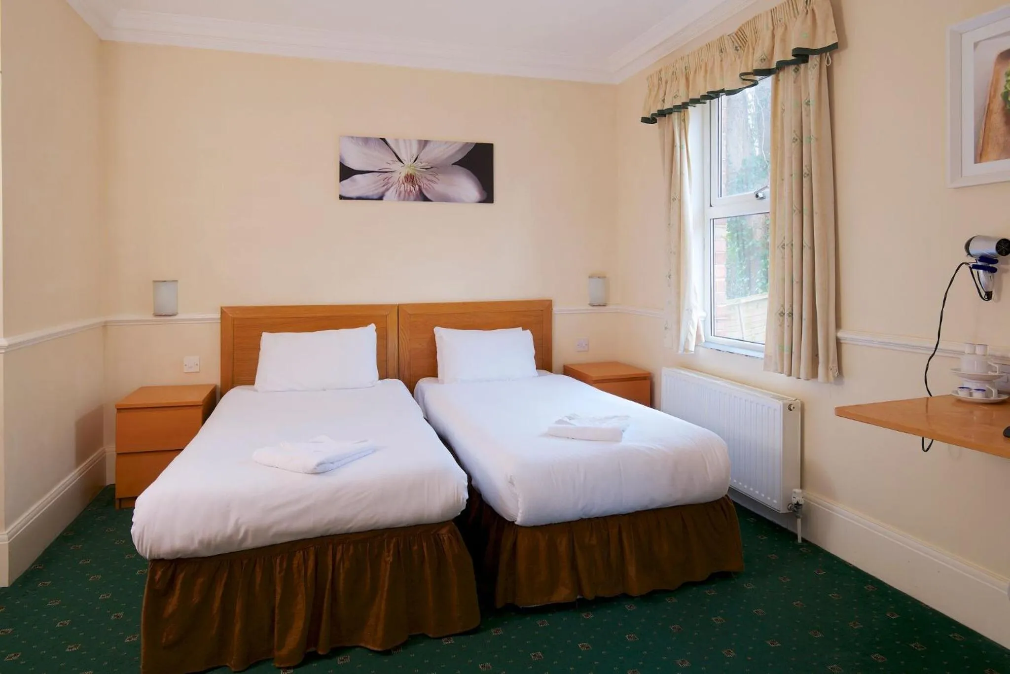 Bed in The Bournemouth Maemar Hotel