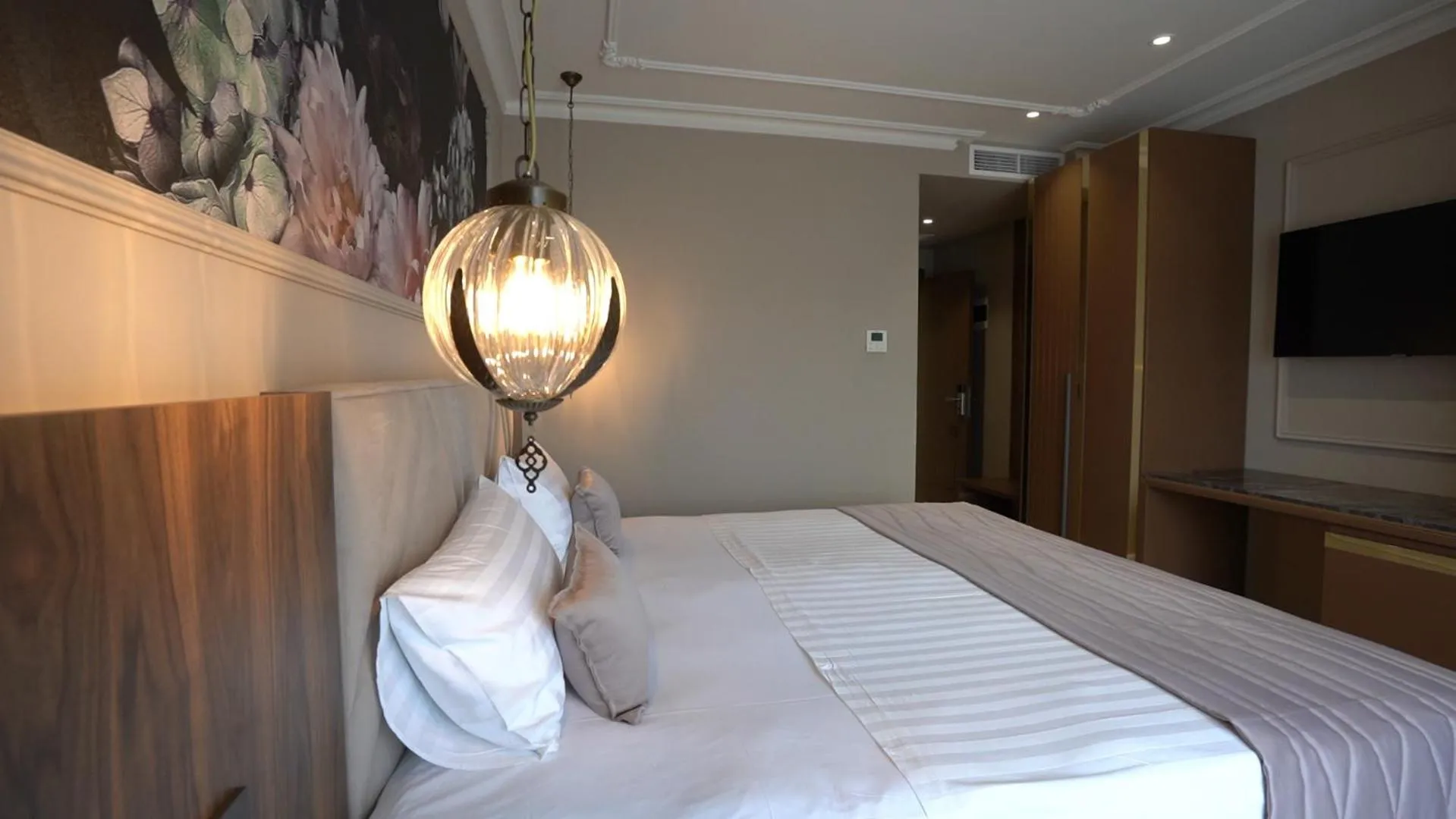 Bedroom in Premium Sunrise