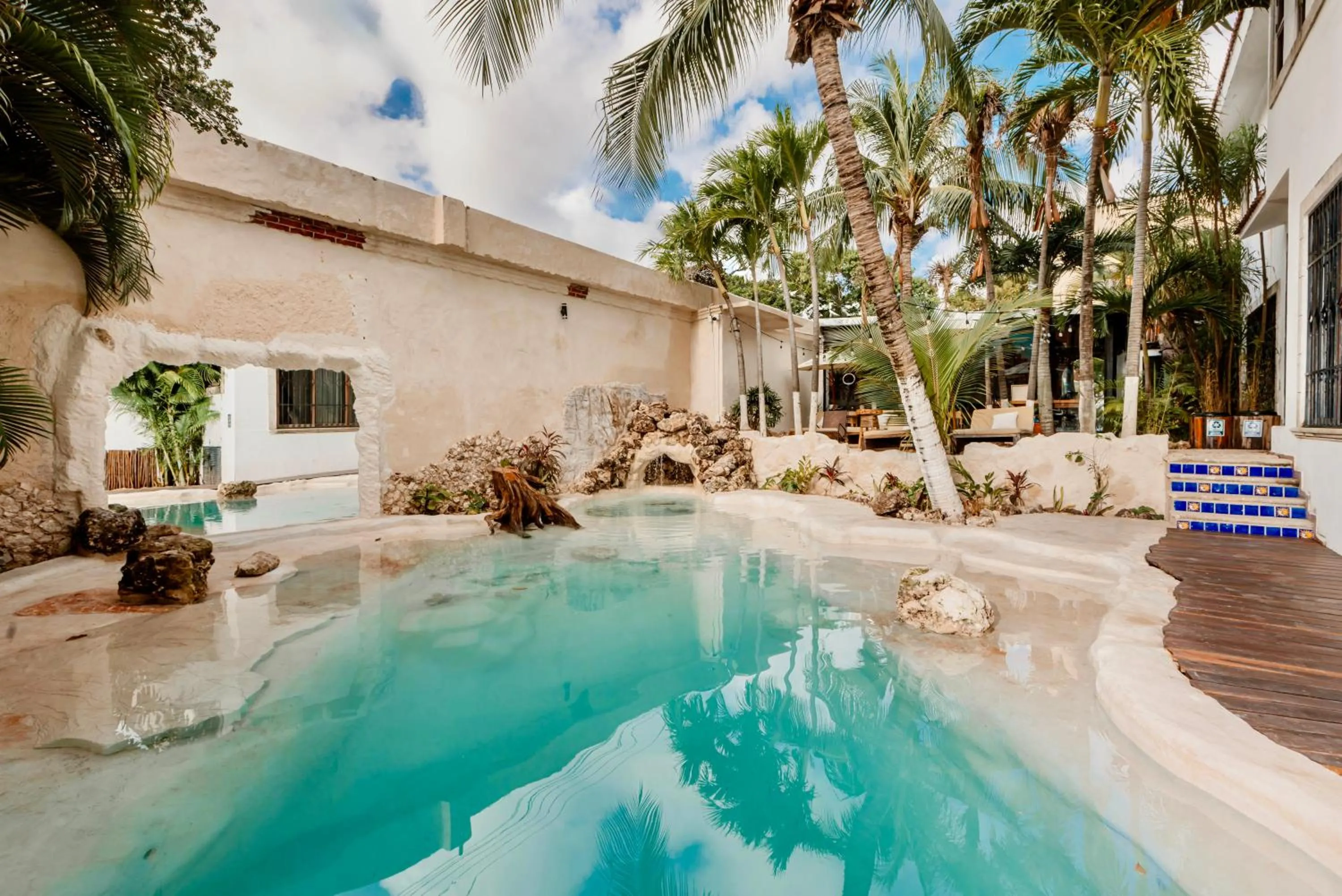 Swimming pool in Enigmatic Hotel Experience