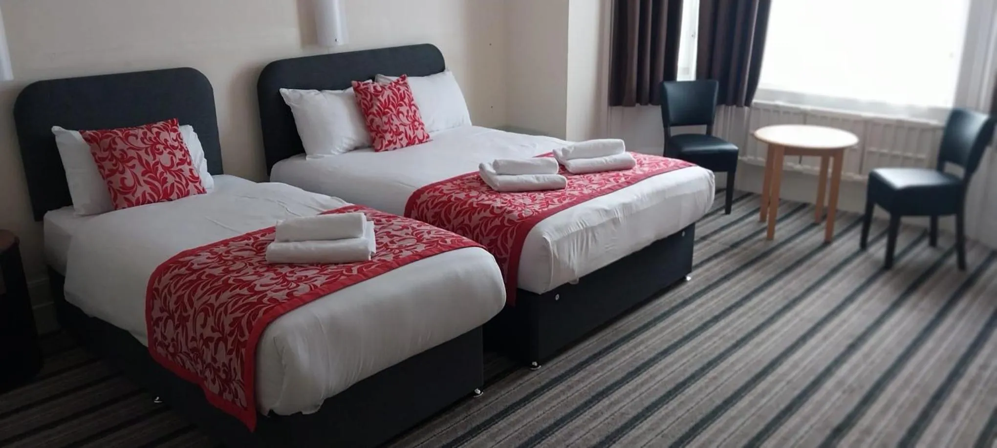 Family, Bed in Heathlands Hotel