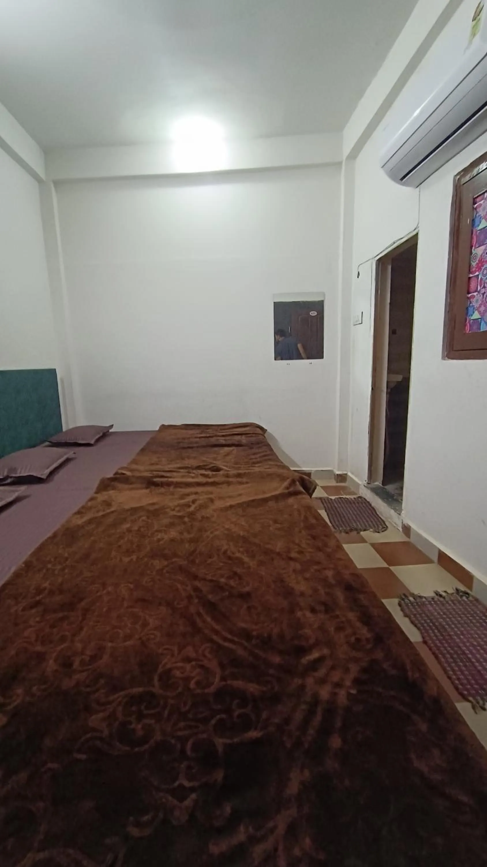 Bed in SHREE RAM KUTI