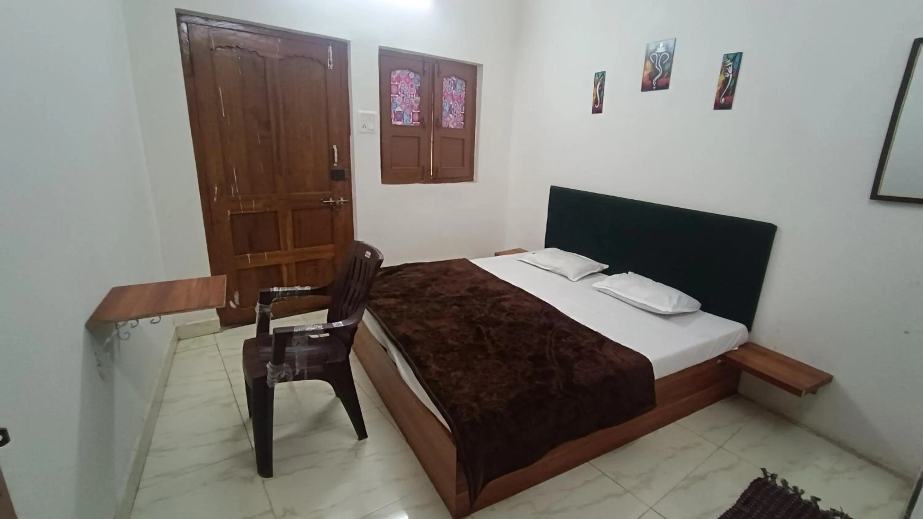 Bed in SHREE RAM KUTI