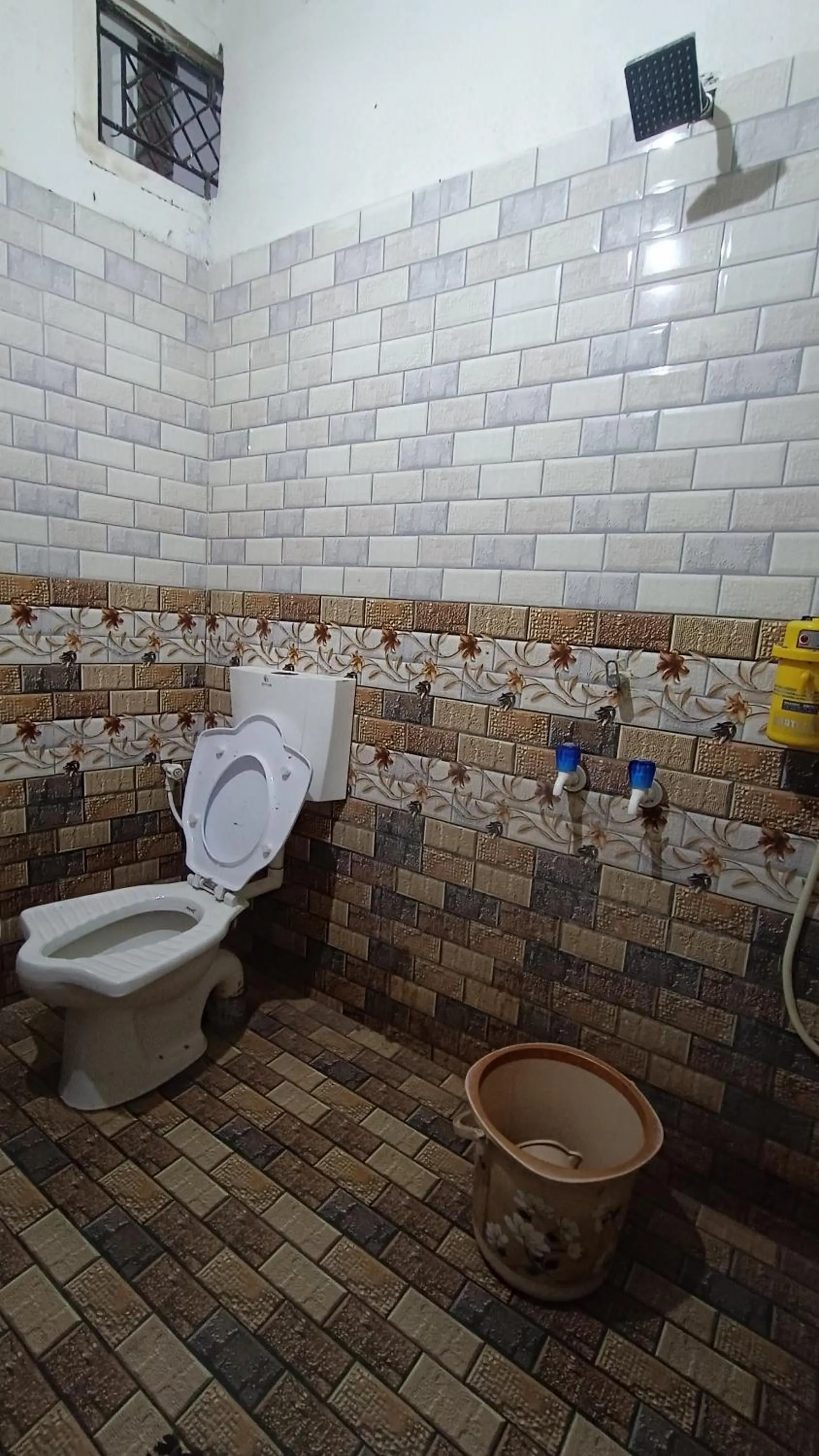 Toilet in SHREE RAM KUTI