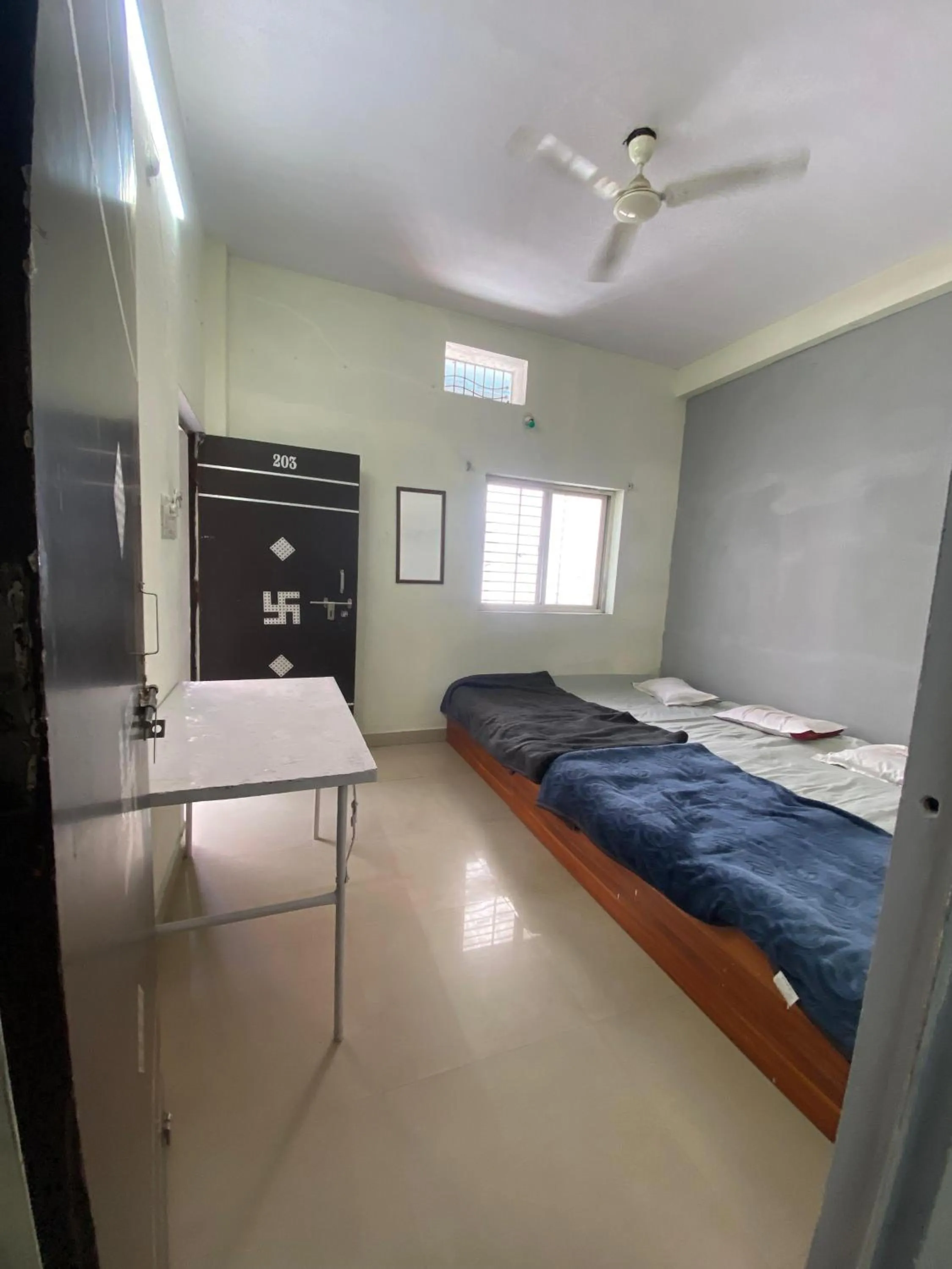 Bed in SHREE RAM KUTI