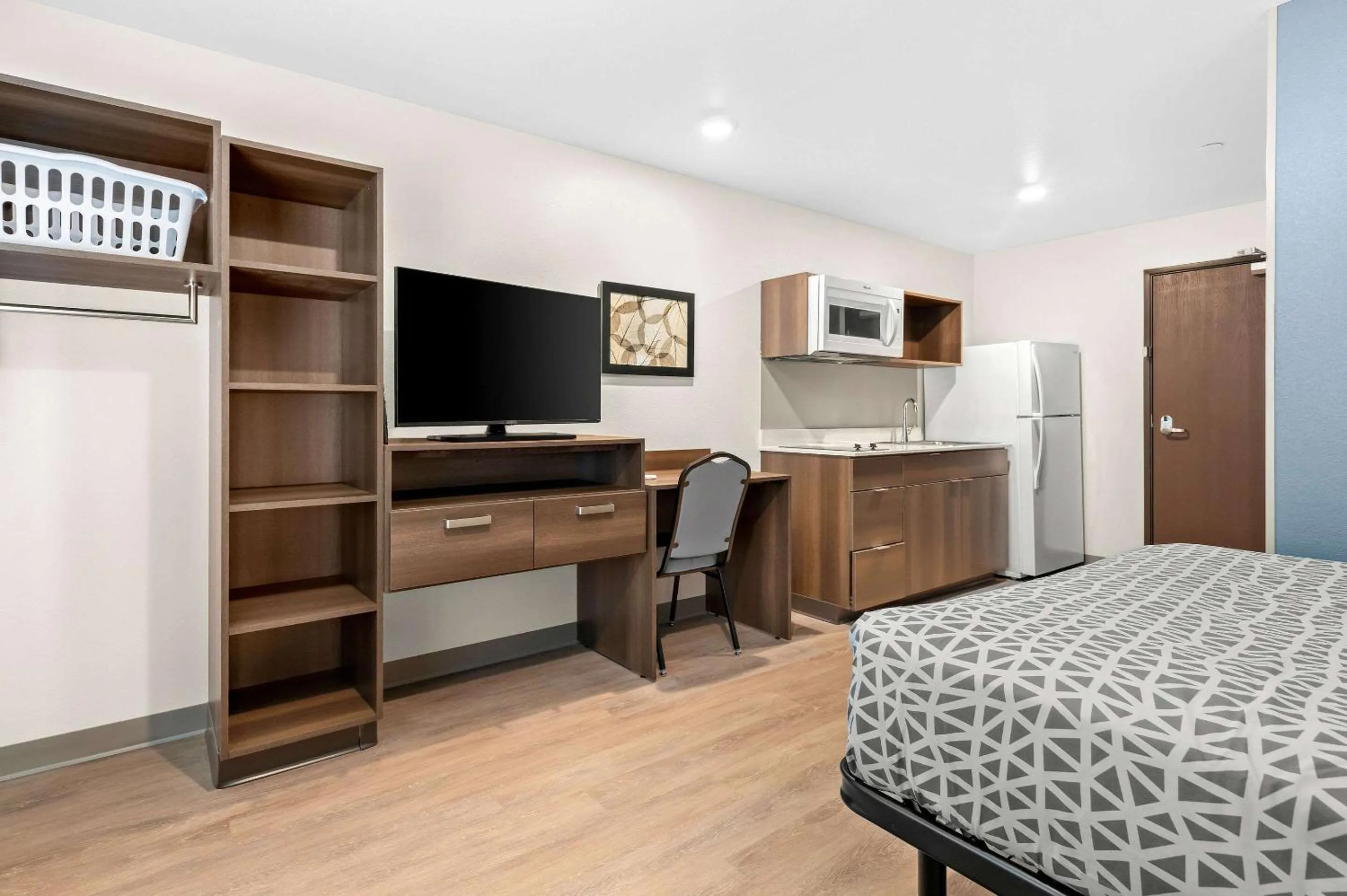 Bedroom in WoodSpring Suites Indio - Coachella Valley