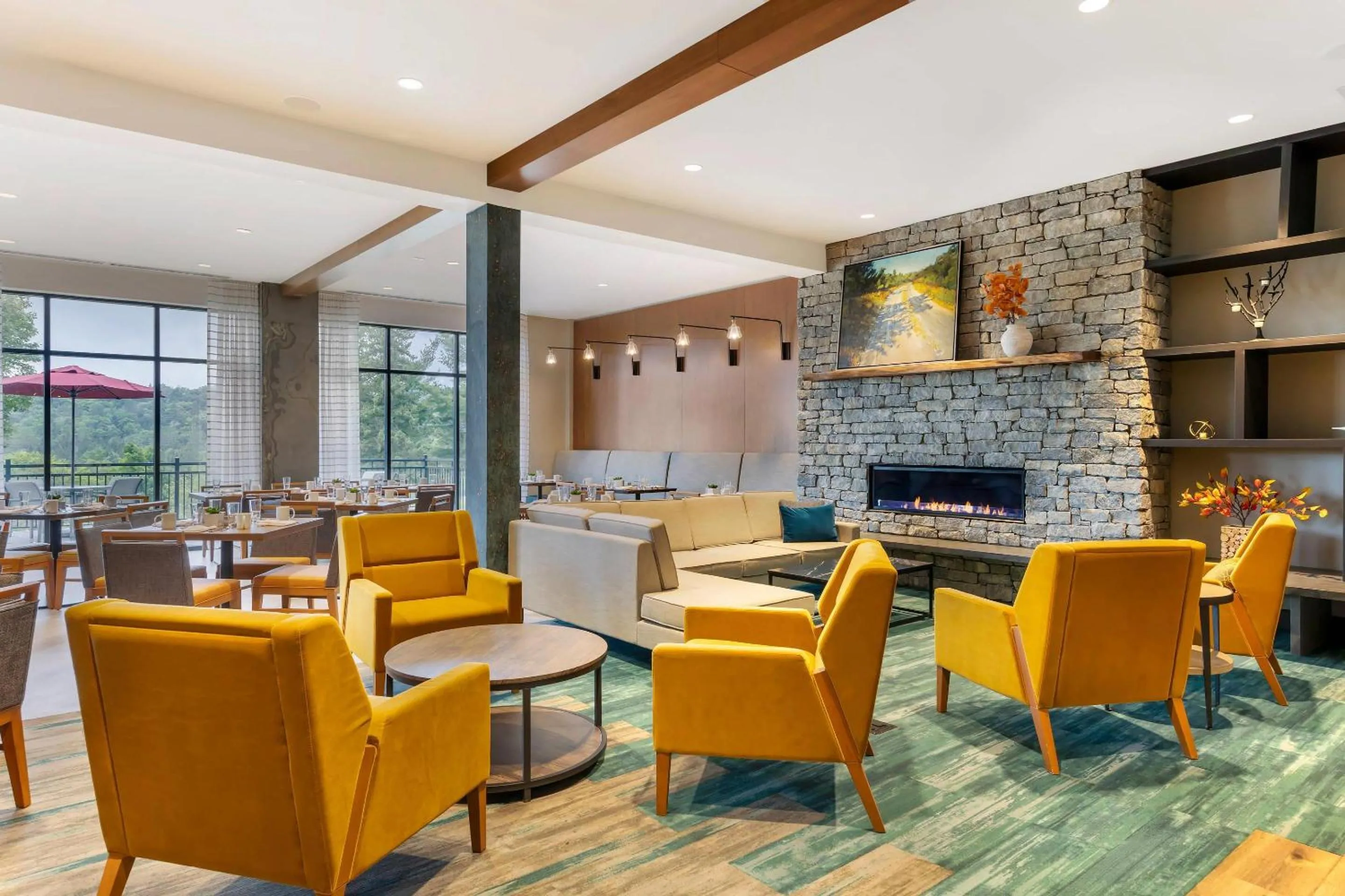 Restaurant/places to eat in Cambria Hotel Lake Placid - Lakeside Resort