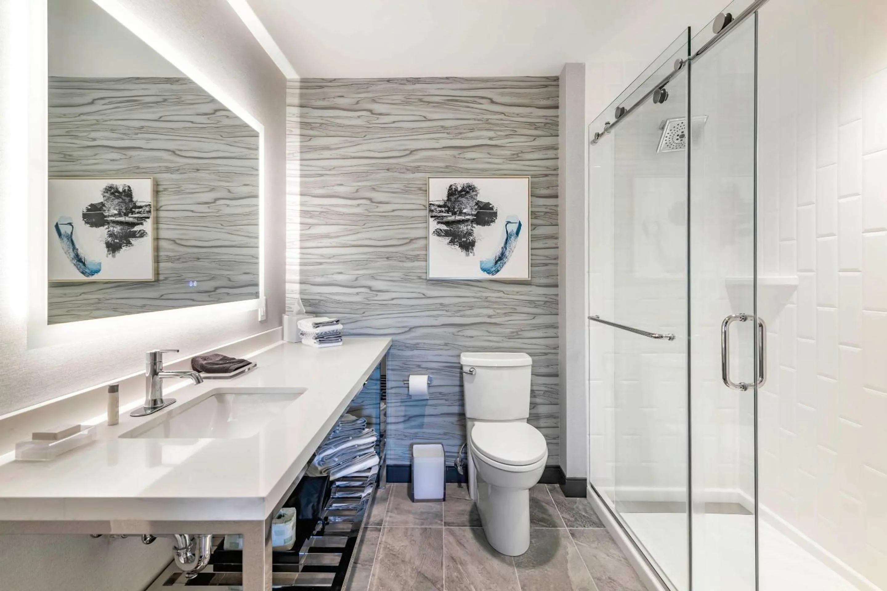 Bedroom in Cambria Hotel Lake Placid - Lakeside Resort