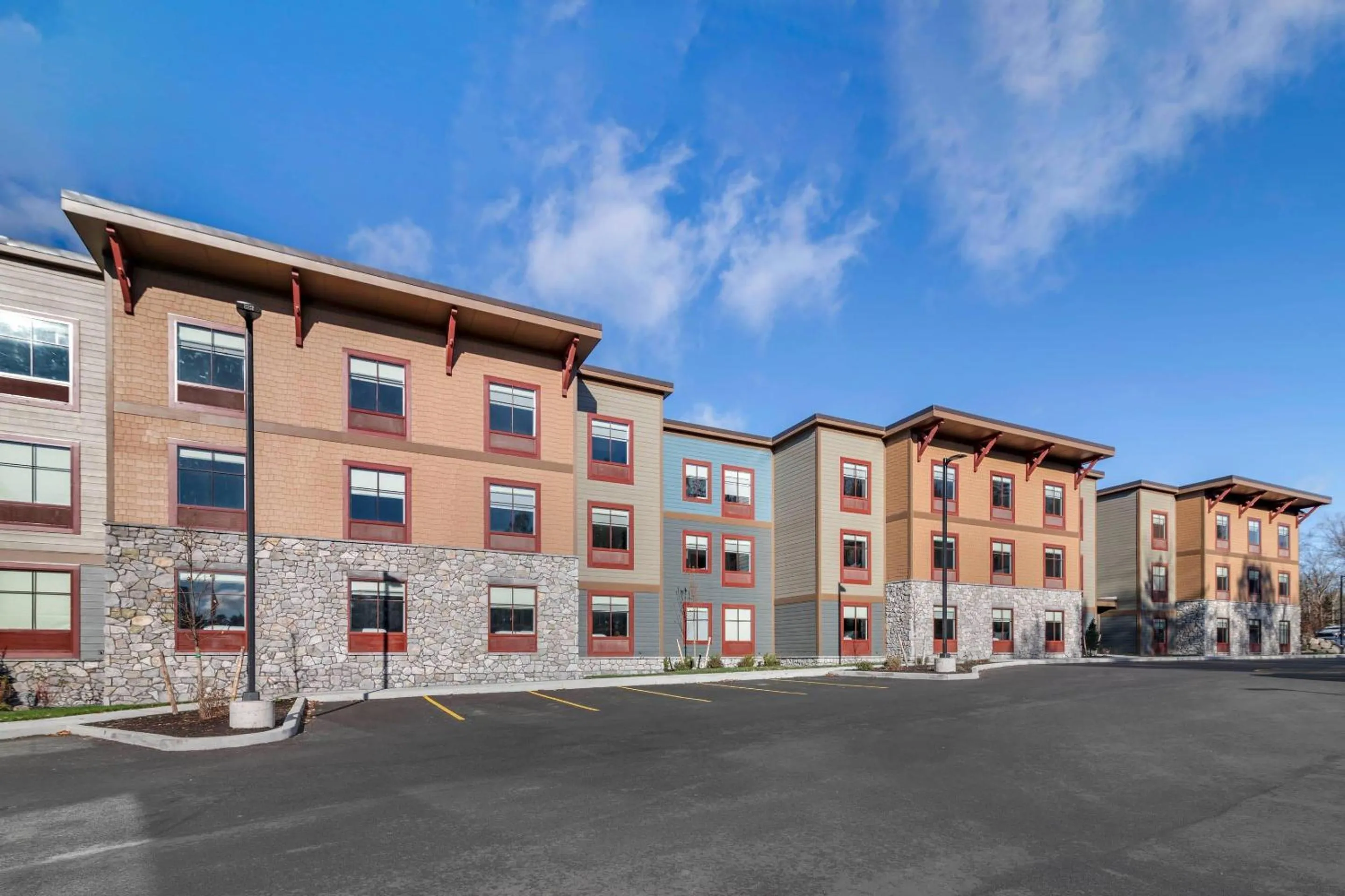 Property building in Cambria Hotel Lake Placid - Lakeside Resort