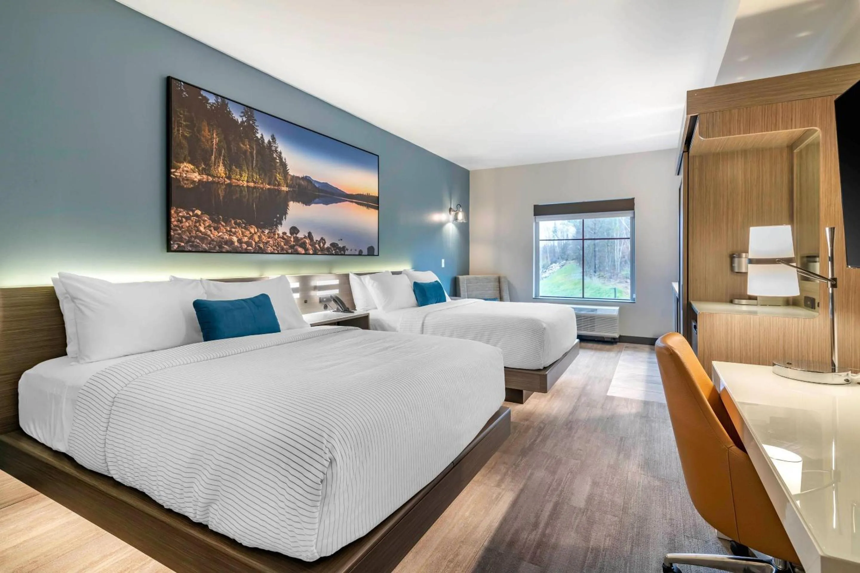 Bedroom, Bed in Cambria Hotel Lake Placid - Lakeside Resort