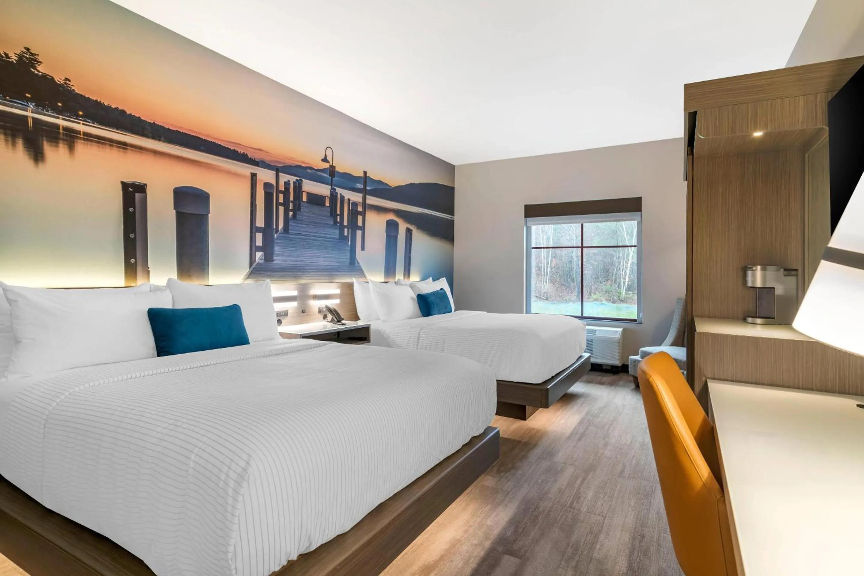 Bedroom, Bed in Cambria Hotel Lake Placid - Lakeside Resort