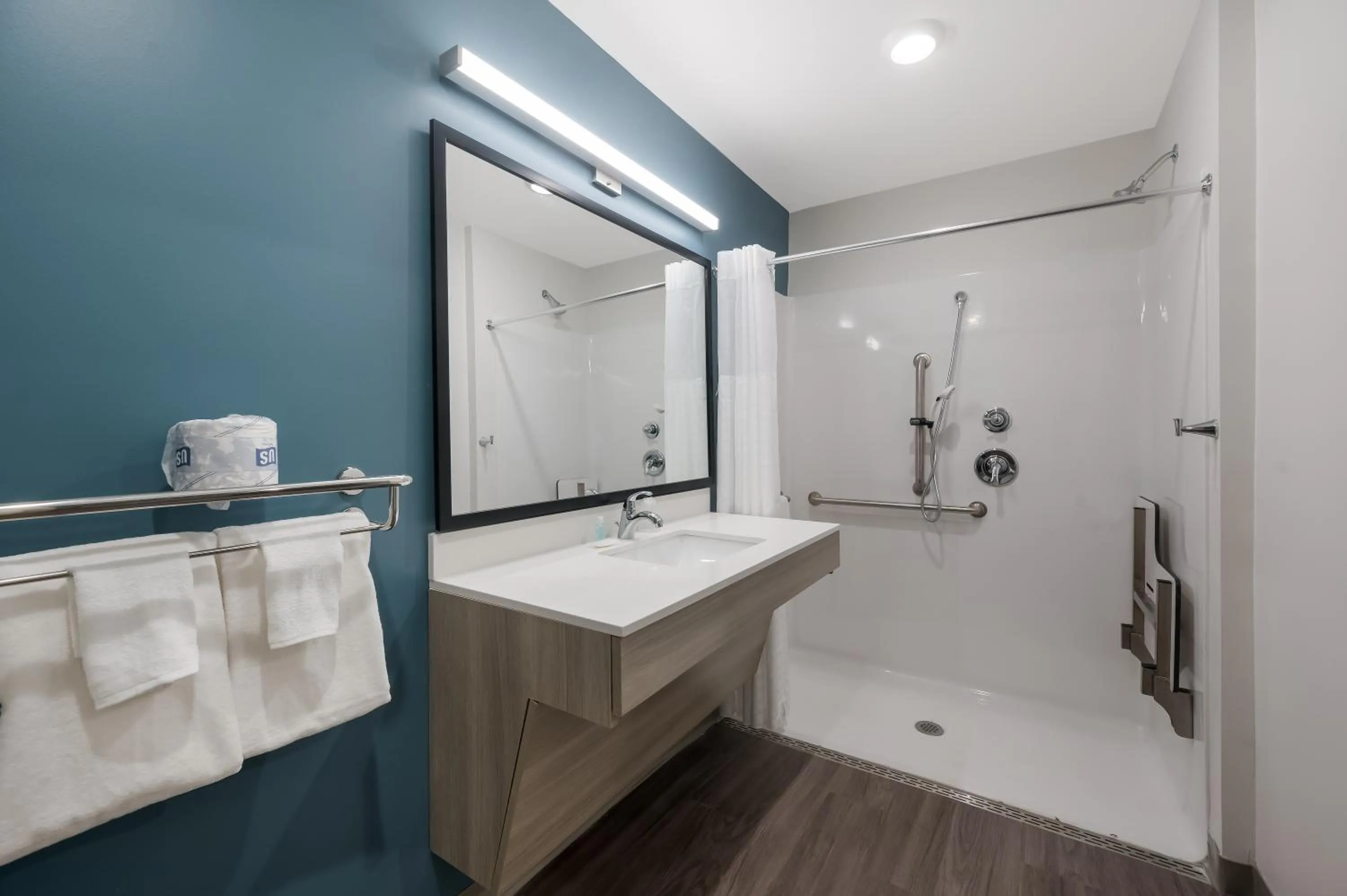 Bathroom in WoodSpring Suites East Lansing - University Area
