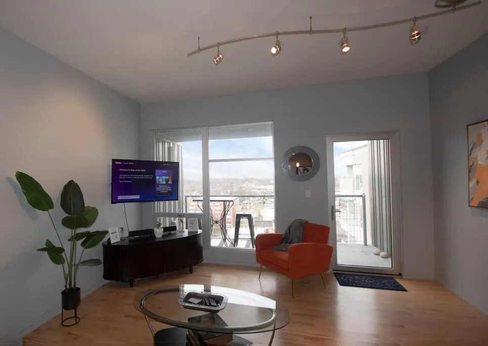 Luxury Condo in Downtown Champaign