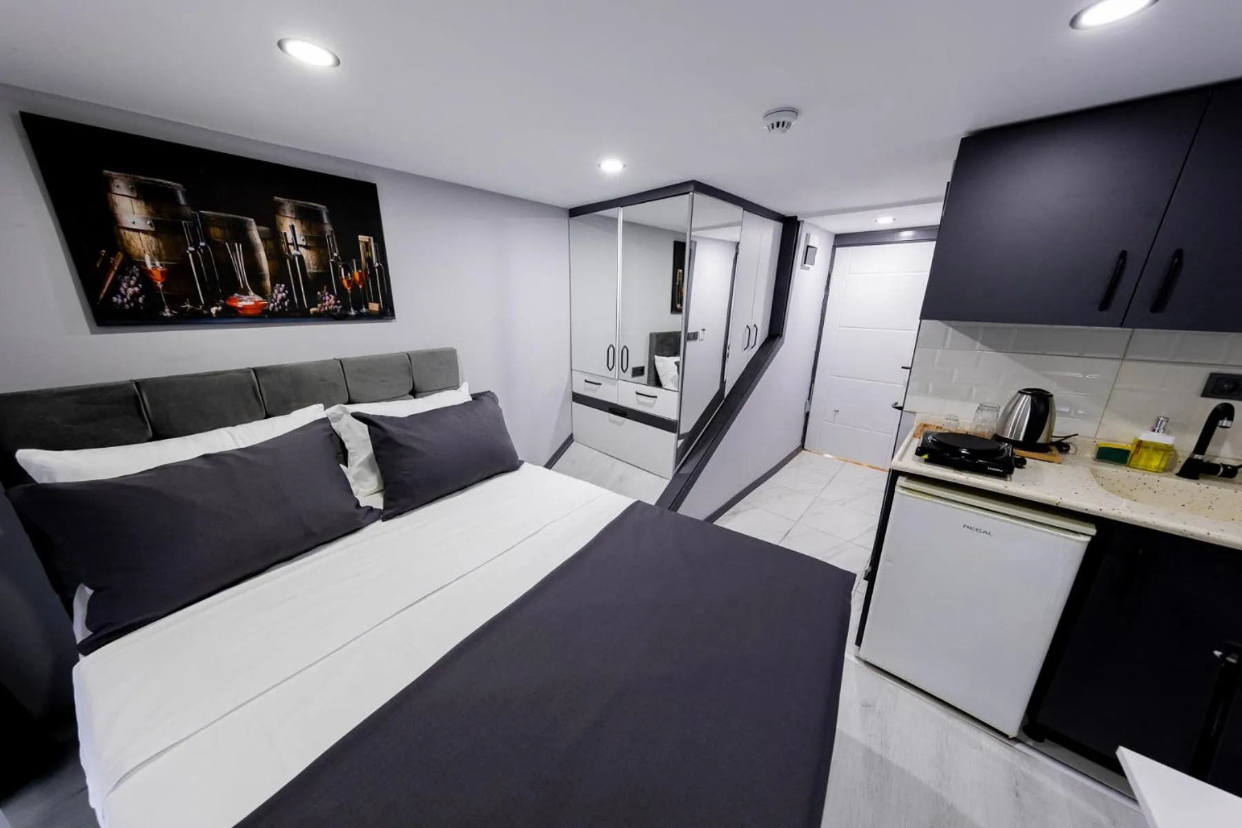 Bedroom in AYA LANGA HOTeL