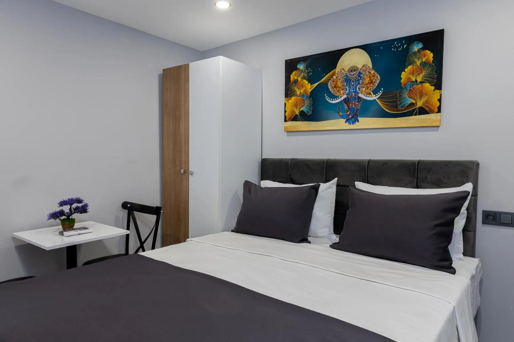 Bed in AYA LANGA HOTeL