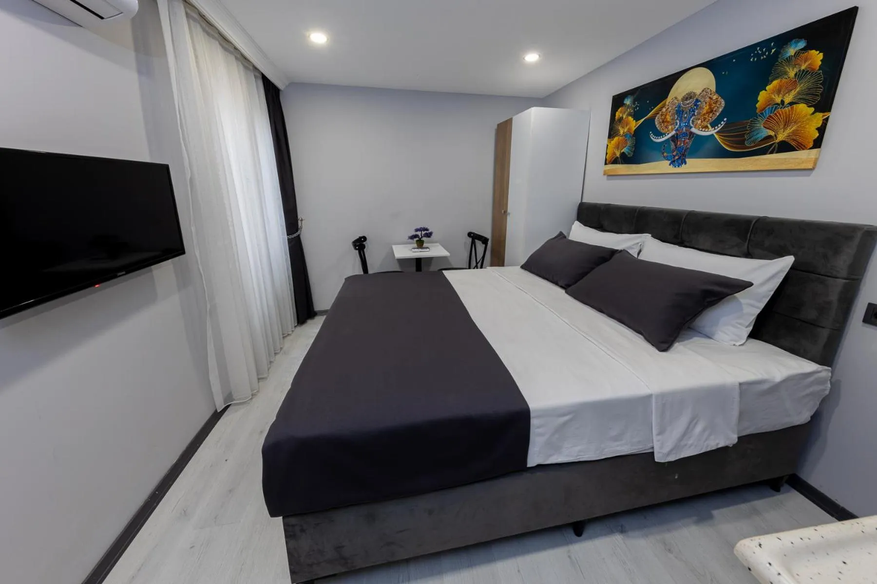 Bed in AYA LANGA HOTeL