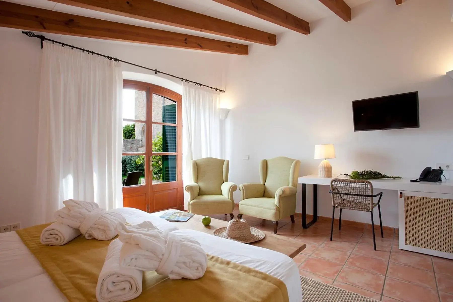 Deluxe Double Room with Balcony in Principal Son Amoixa Deluxe Double Room with Balcony in Principal Son Amoixa