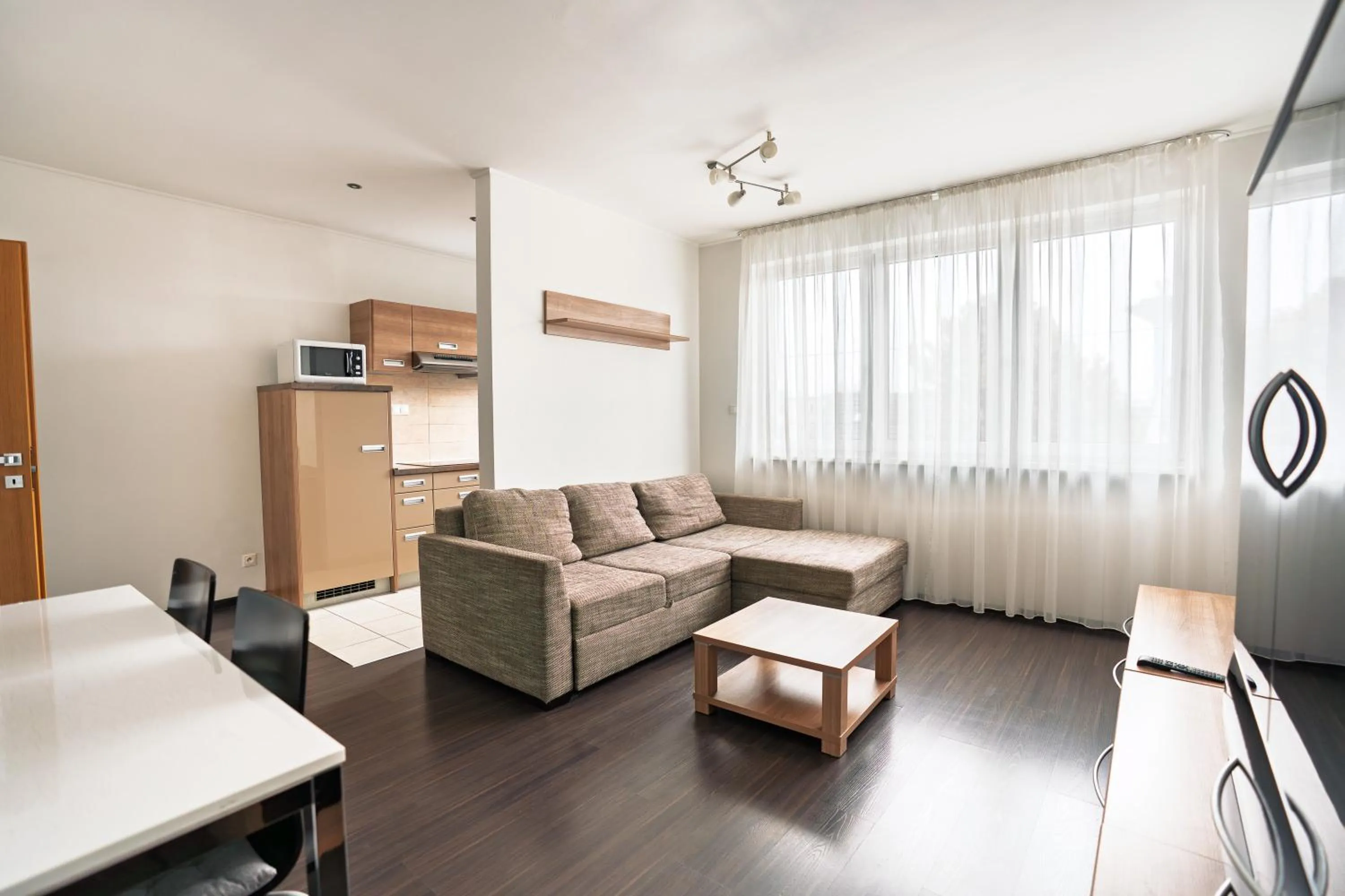 Kitchen or kitchenette in Fine Restaurant & Apartments