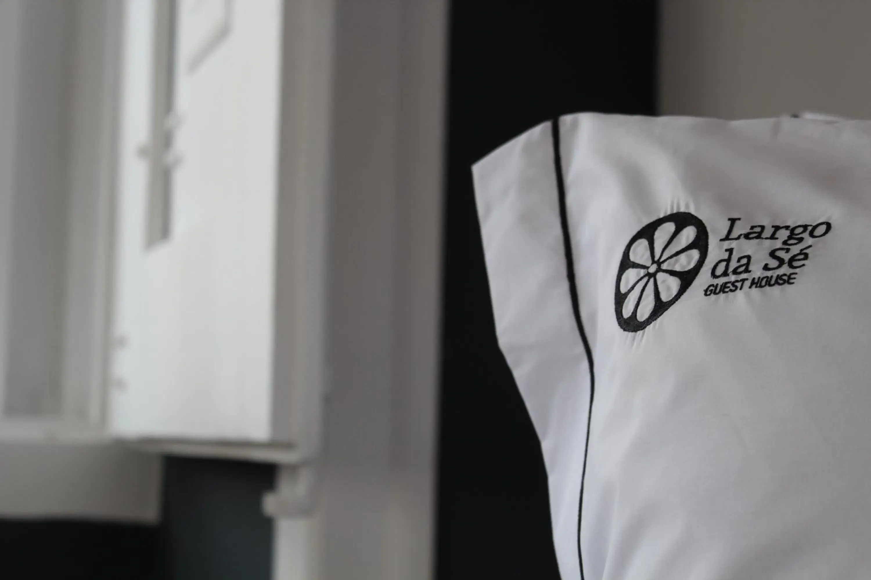 Standard Double Room with Shared Bathroom in Largo da Sé Guest House - HOrigem Standard Double Room with Shared Bathroom in Largo da Sé Guest House - HOrigem