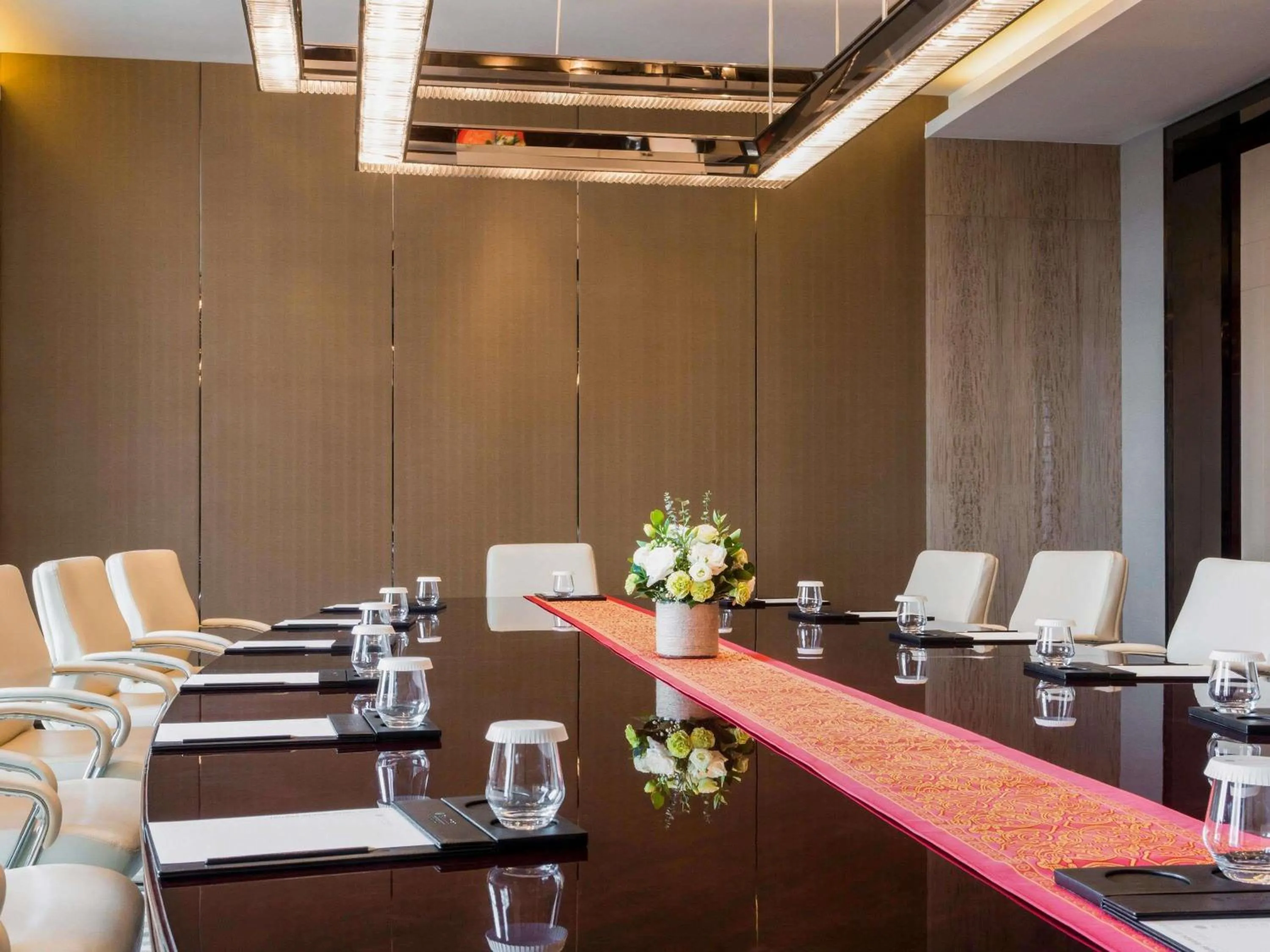 Meeting/conference room in Pullman Weifang