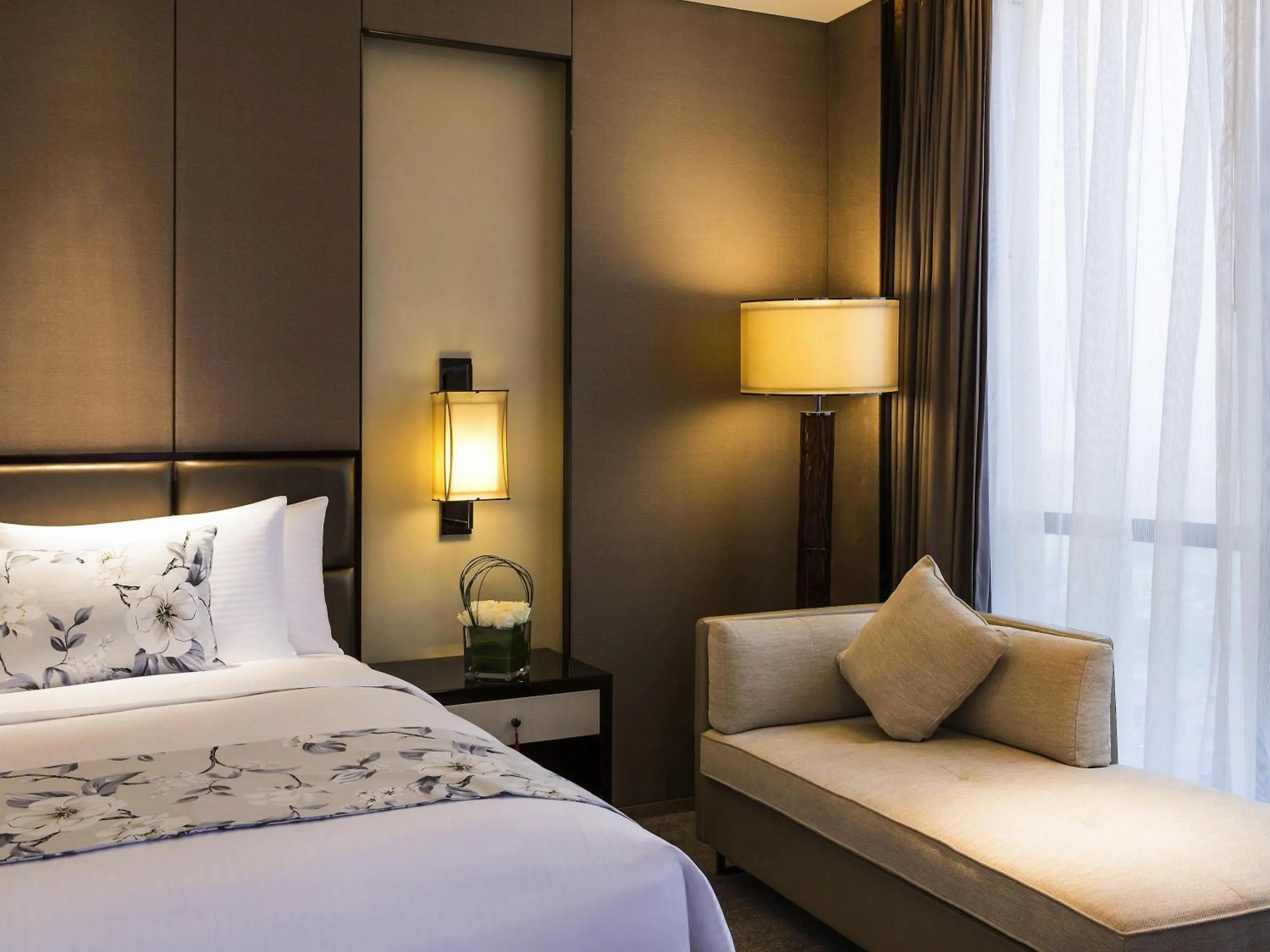 Bedroom, Bed in Pullman Weifang