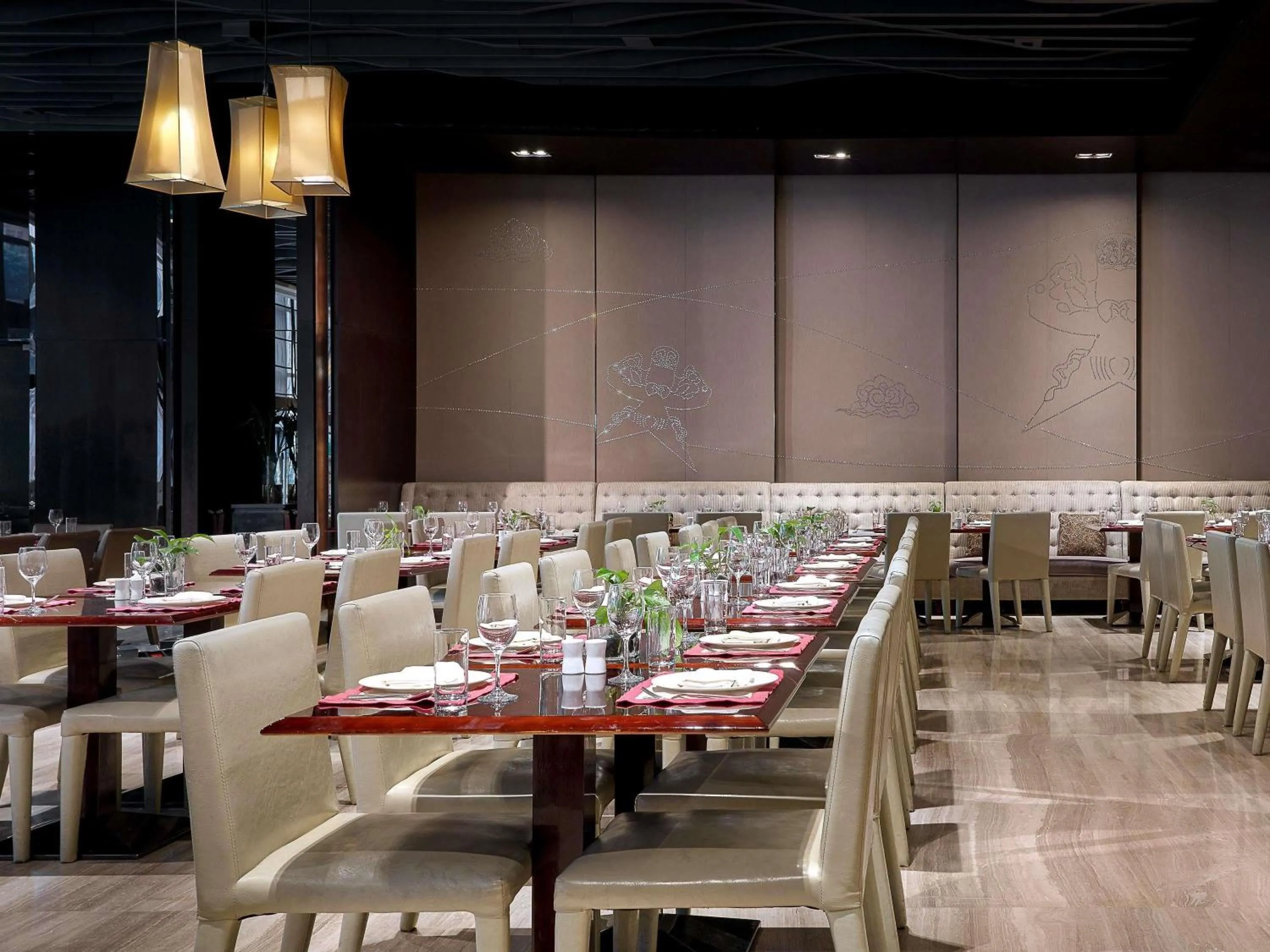 Restaurant/places to eat in Pullman Weifang