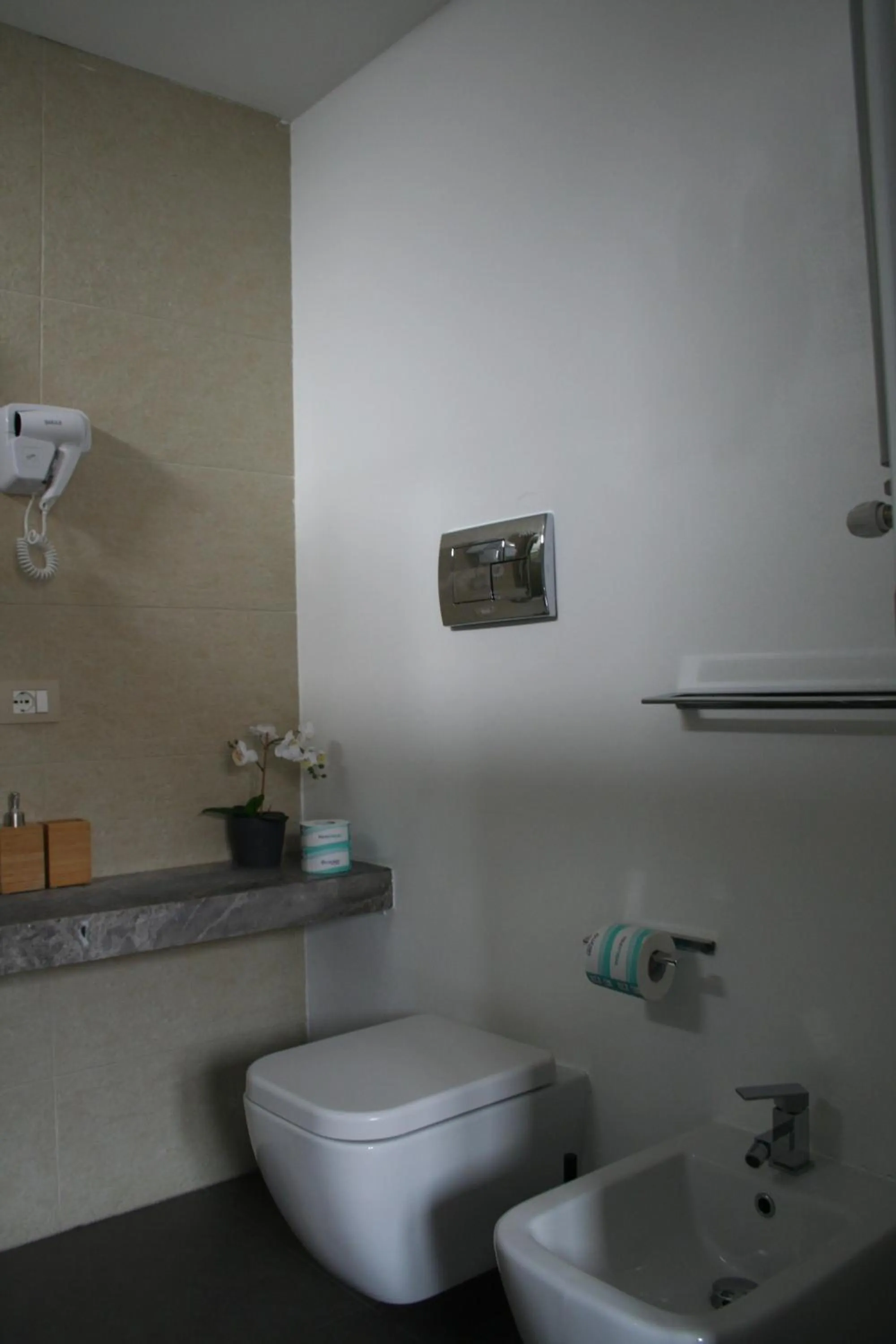 Toilet in Bamboo Luxury B&B