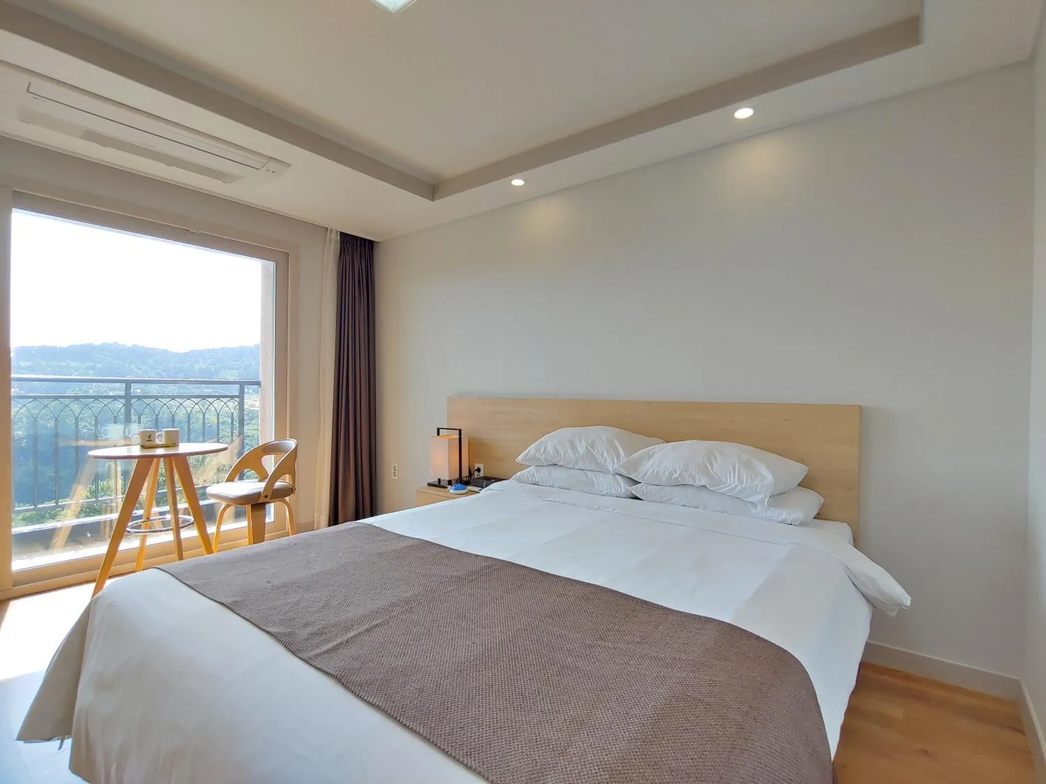 Bed in Jeju Lavender Hotel