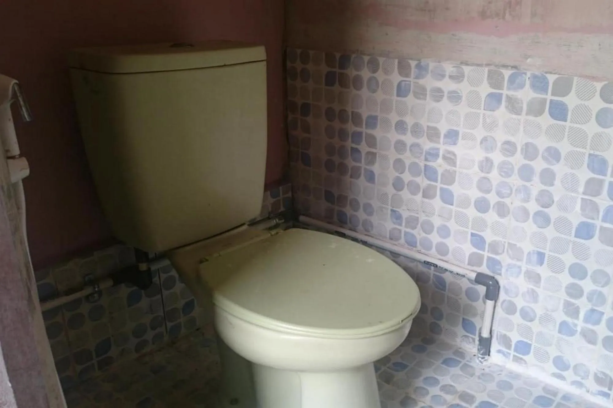 Toilet in Penginapan puncak Dua Mitra RedDoorz