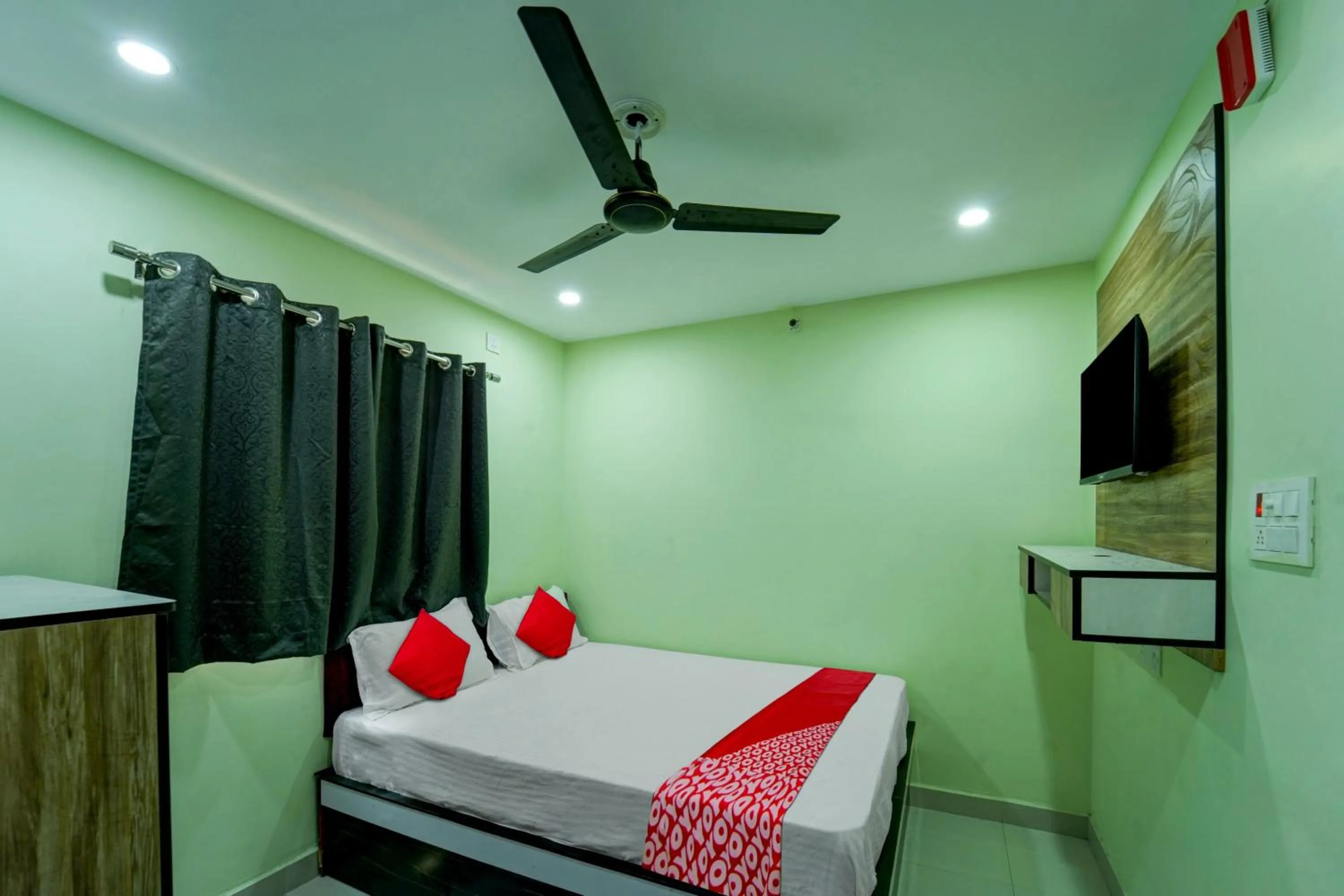 Bedroom in HOTEL O BHAGMATI GARDEN GUEST HOUSE