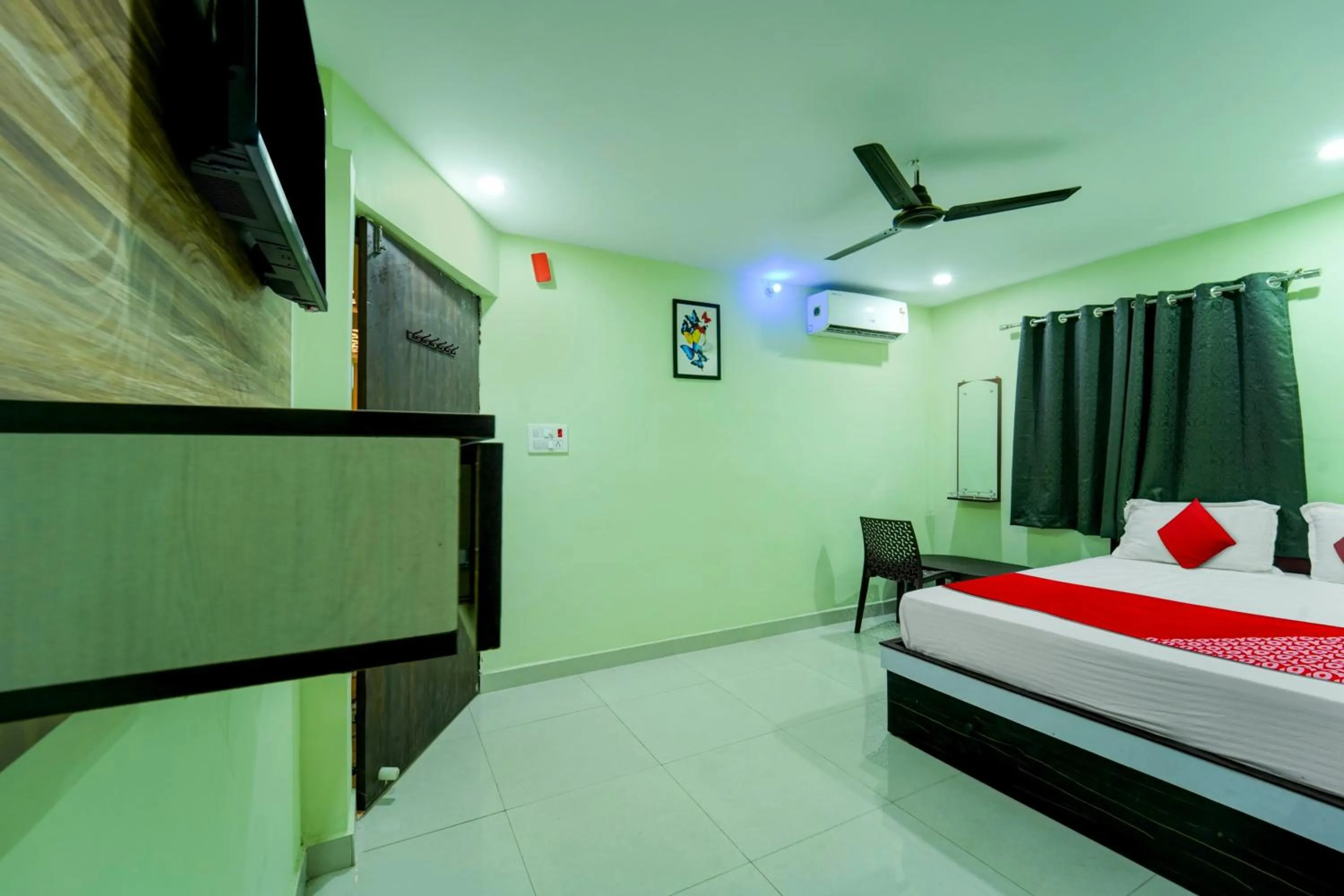 Bedroom in HOTEL O BHAGMATI GARDEN GUEST HOUSE