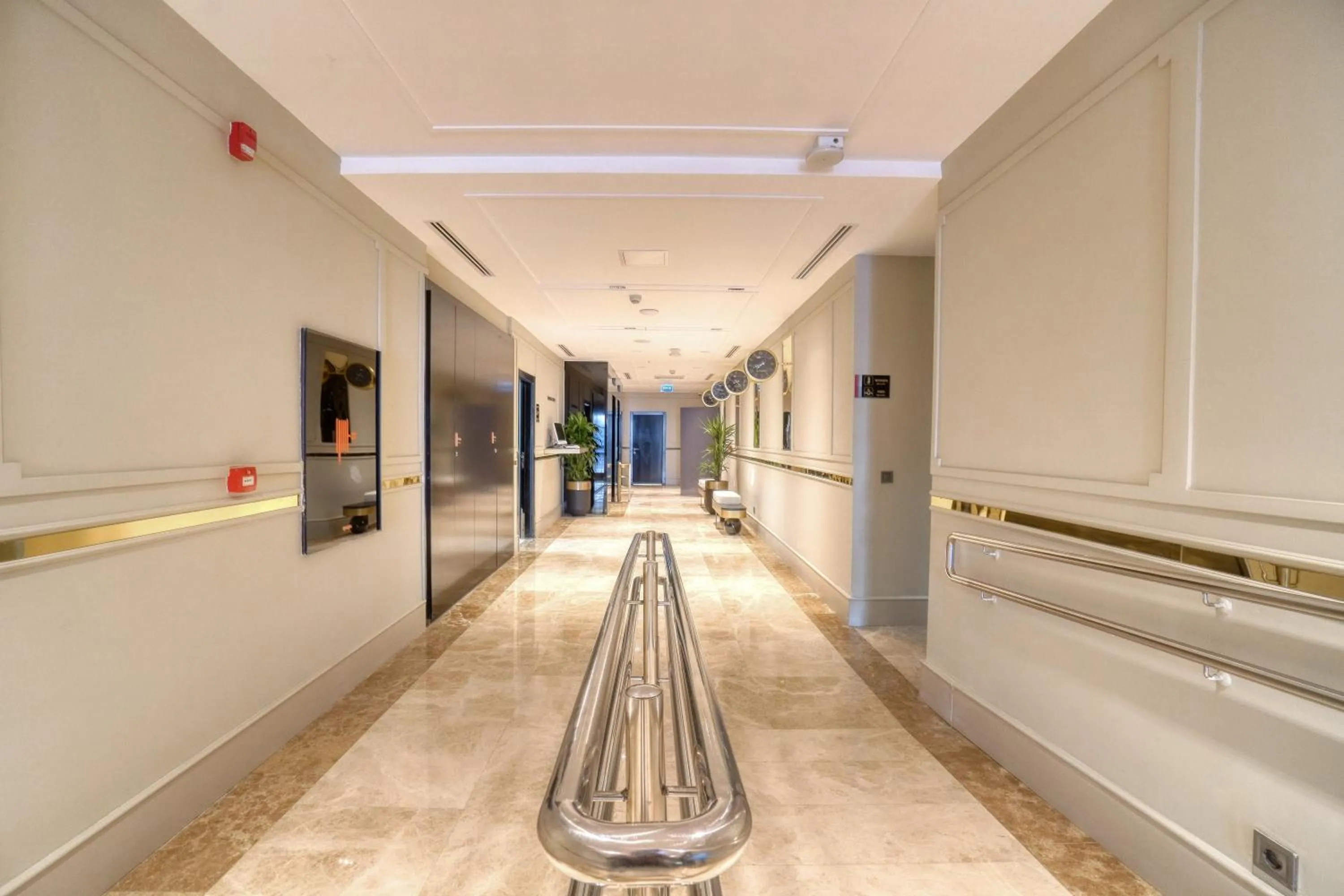 Lobby or reception in İbos Hotels Izmir
