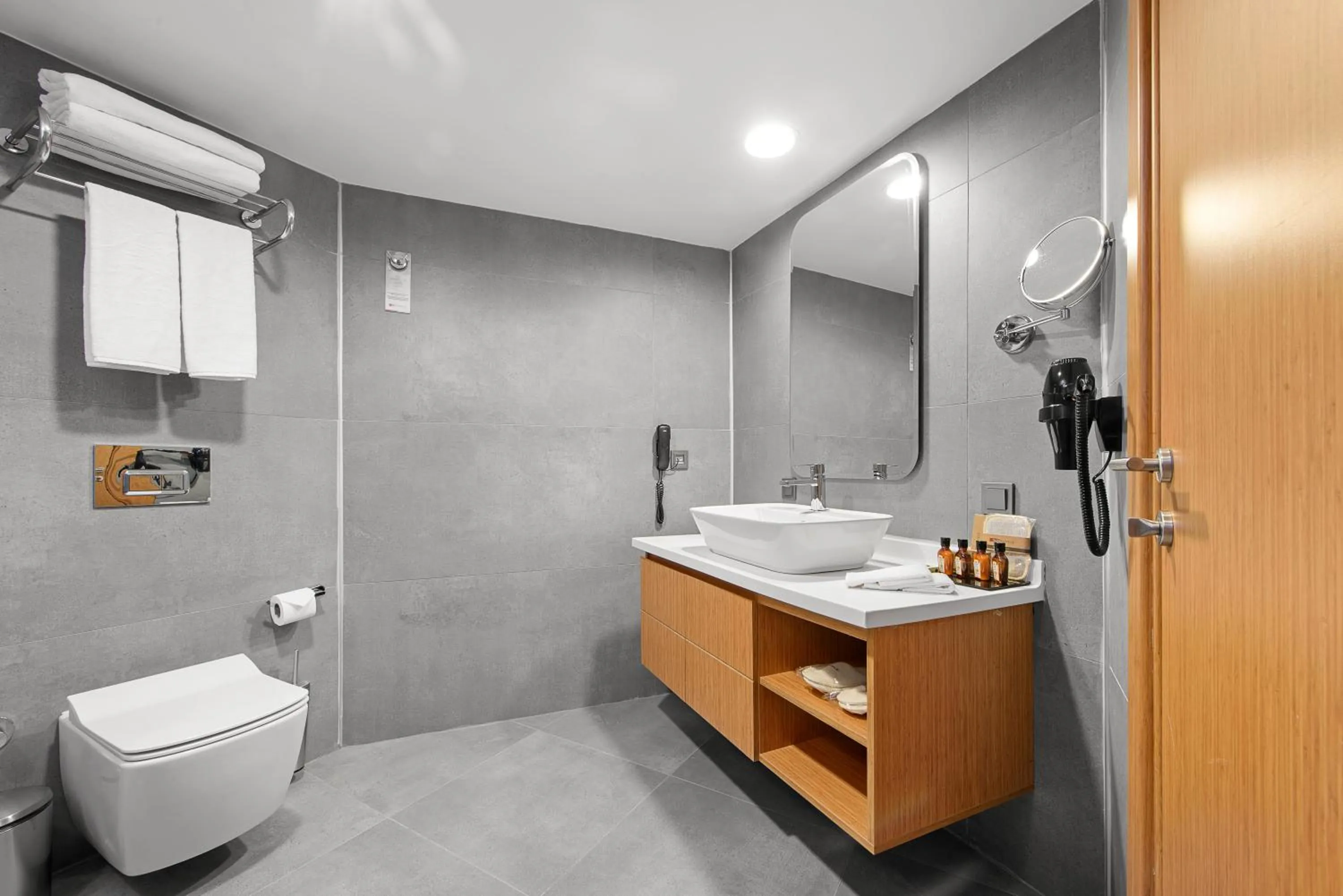 Toilet in İbos Hotels Izmir